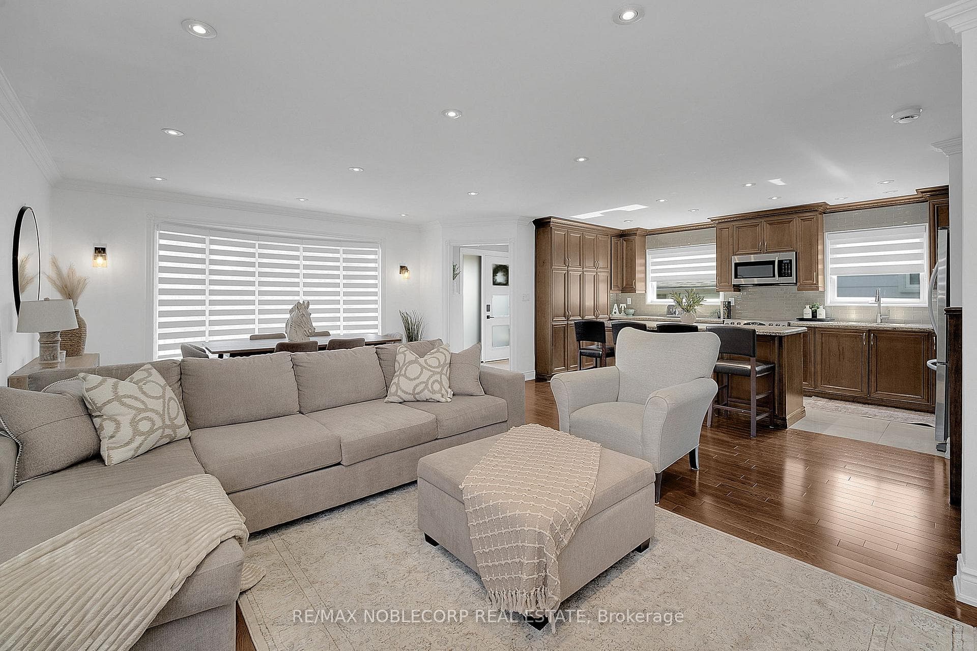 269 Glenwood Crescent photo 10