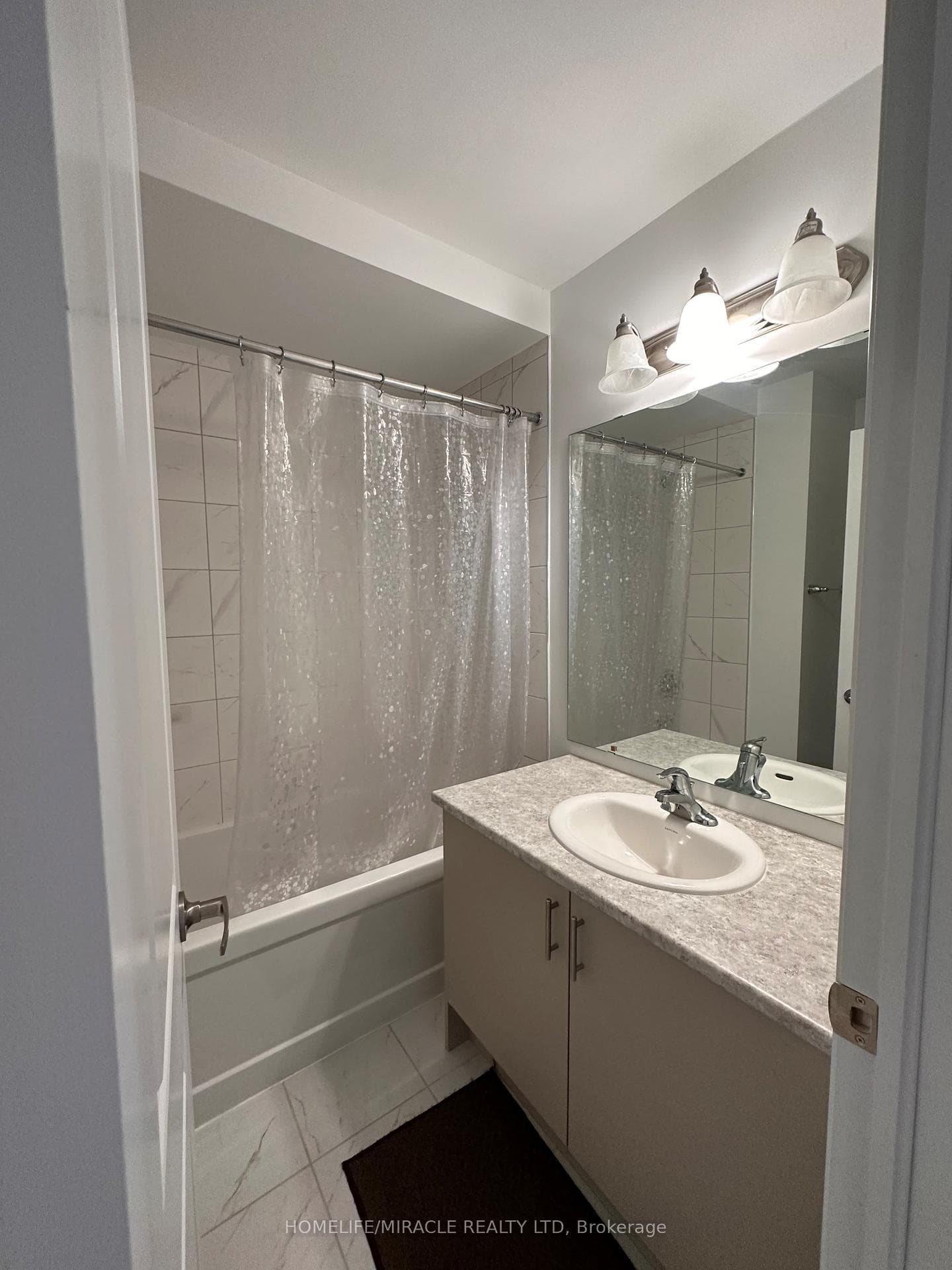 Coomon Washroom on third floor