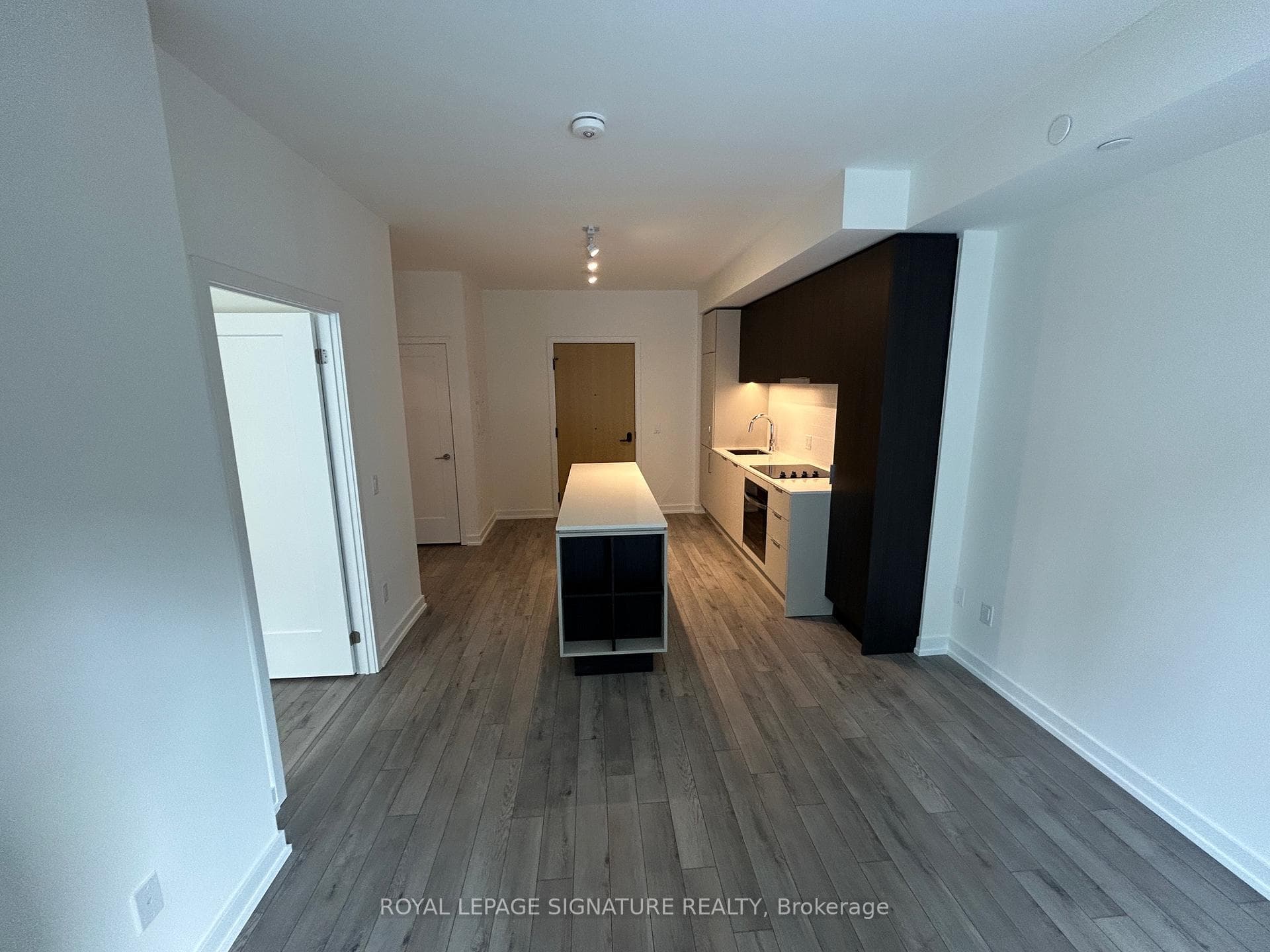 89 Church Street Unit 702 photo 9