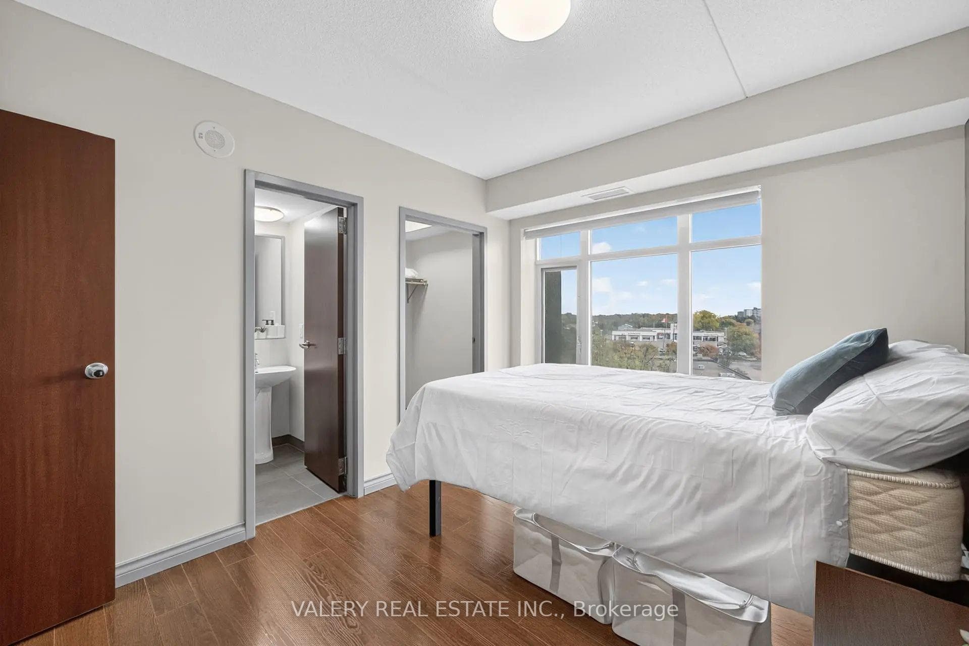 328 Regina Street Unit 602 photo 7