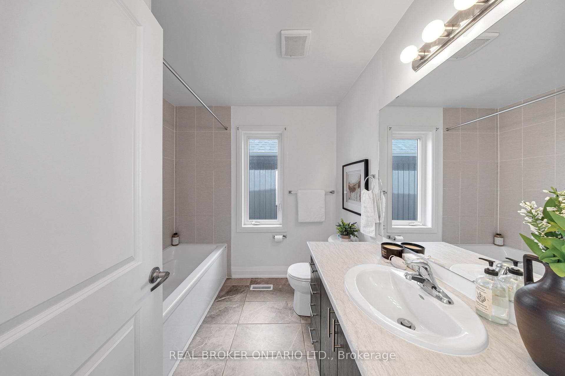 Primary Bedroom Ensuite