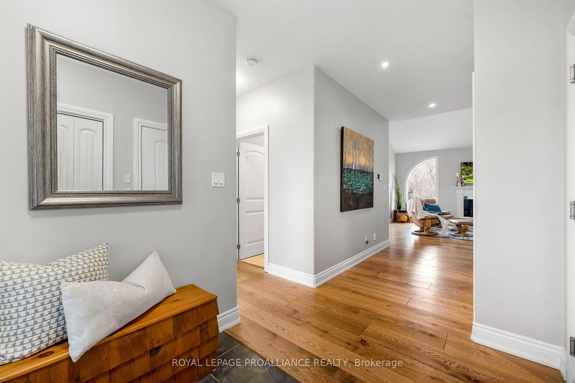 532 Smith Street photo 10