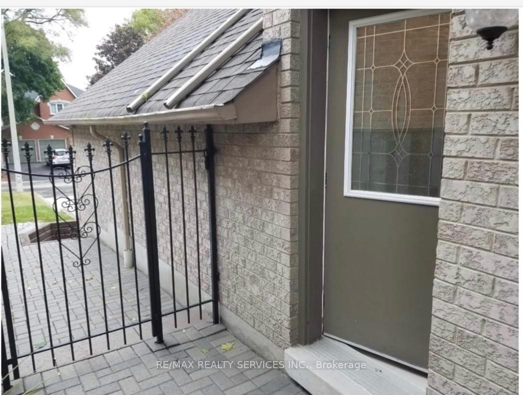 Private separate Entrance