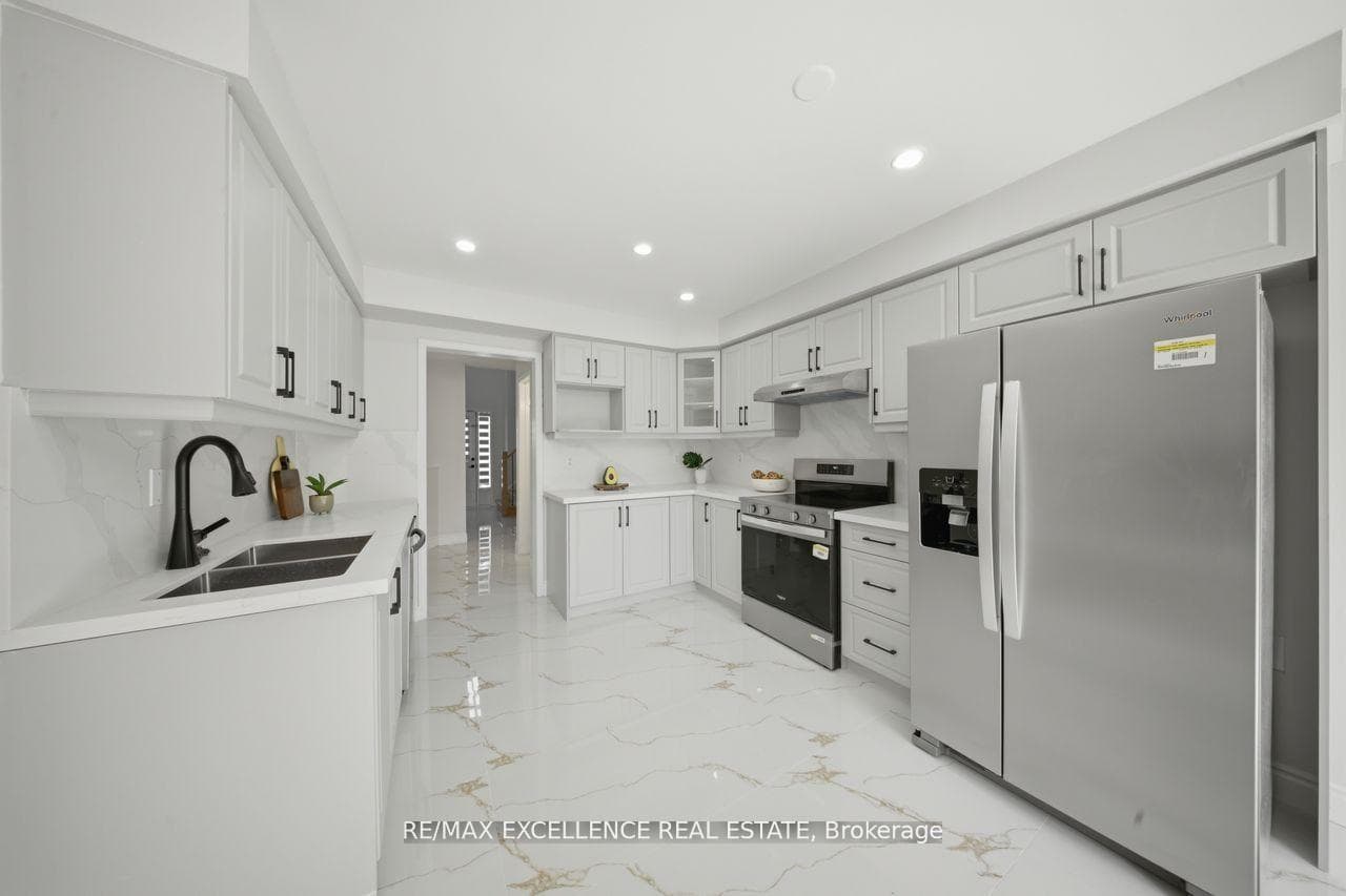 41 Brentcliff Drive photo 13