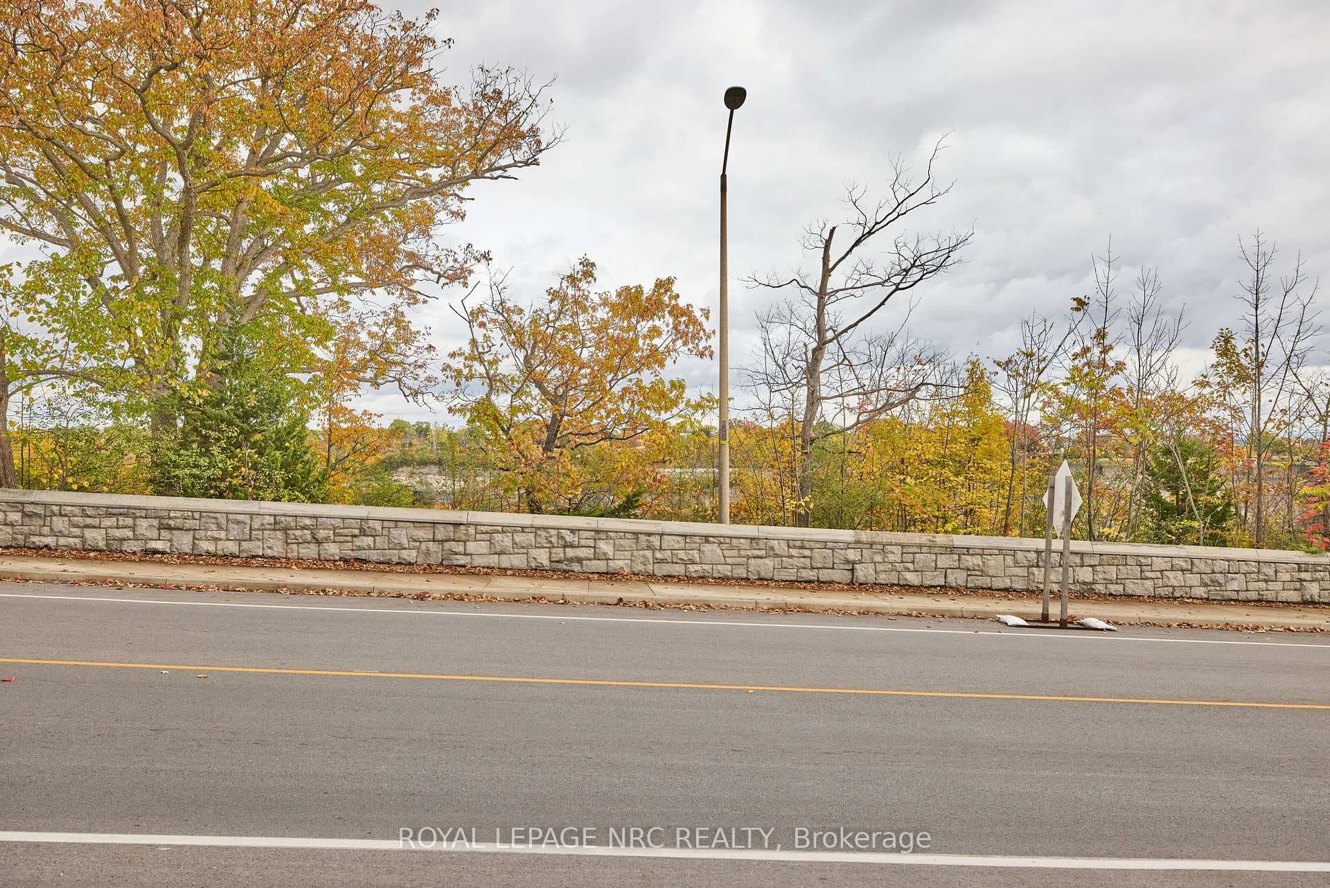 5427 River Road photo 28