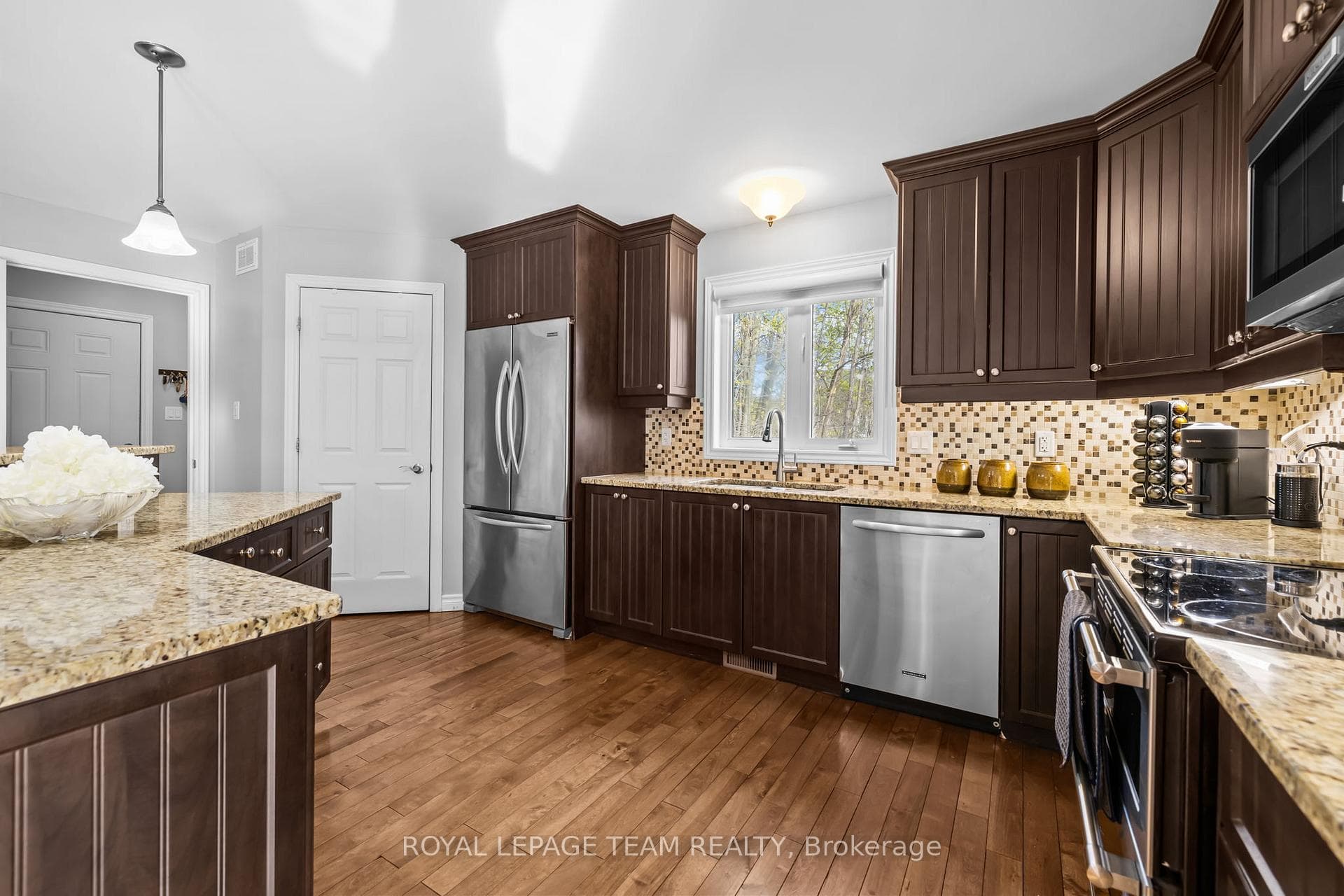 53 D'arcys Way photo 13