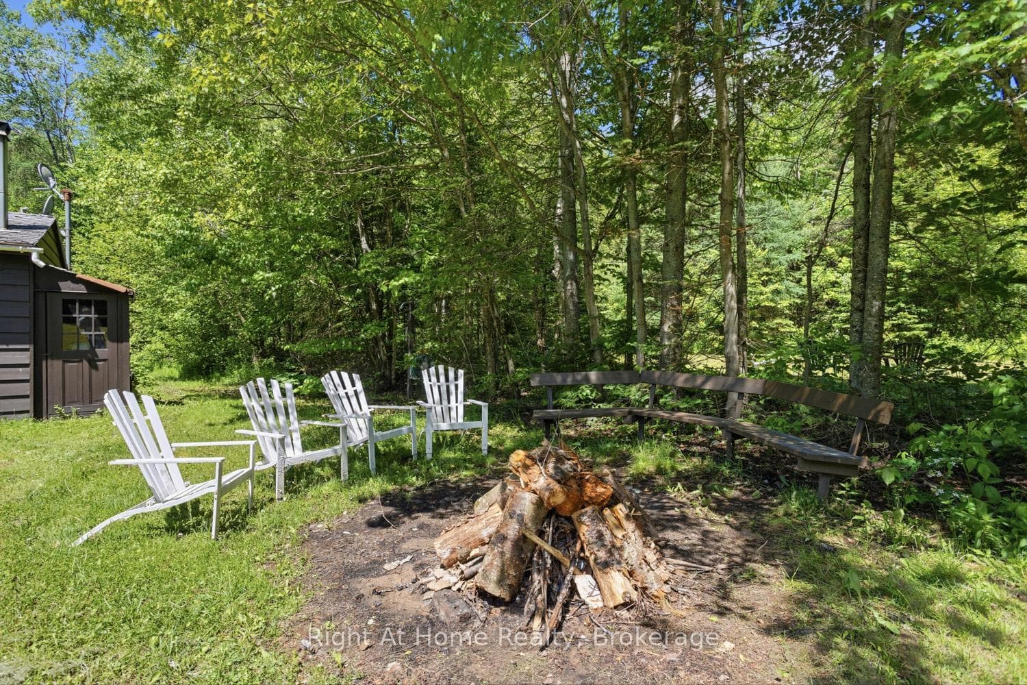 1074 Holiday Park Drive photo 44