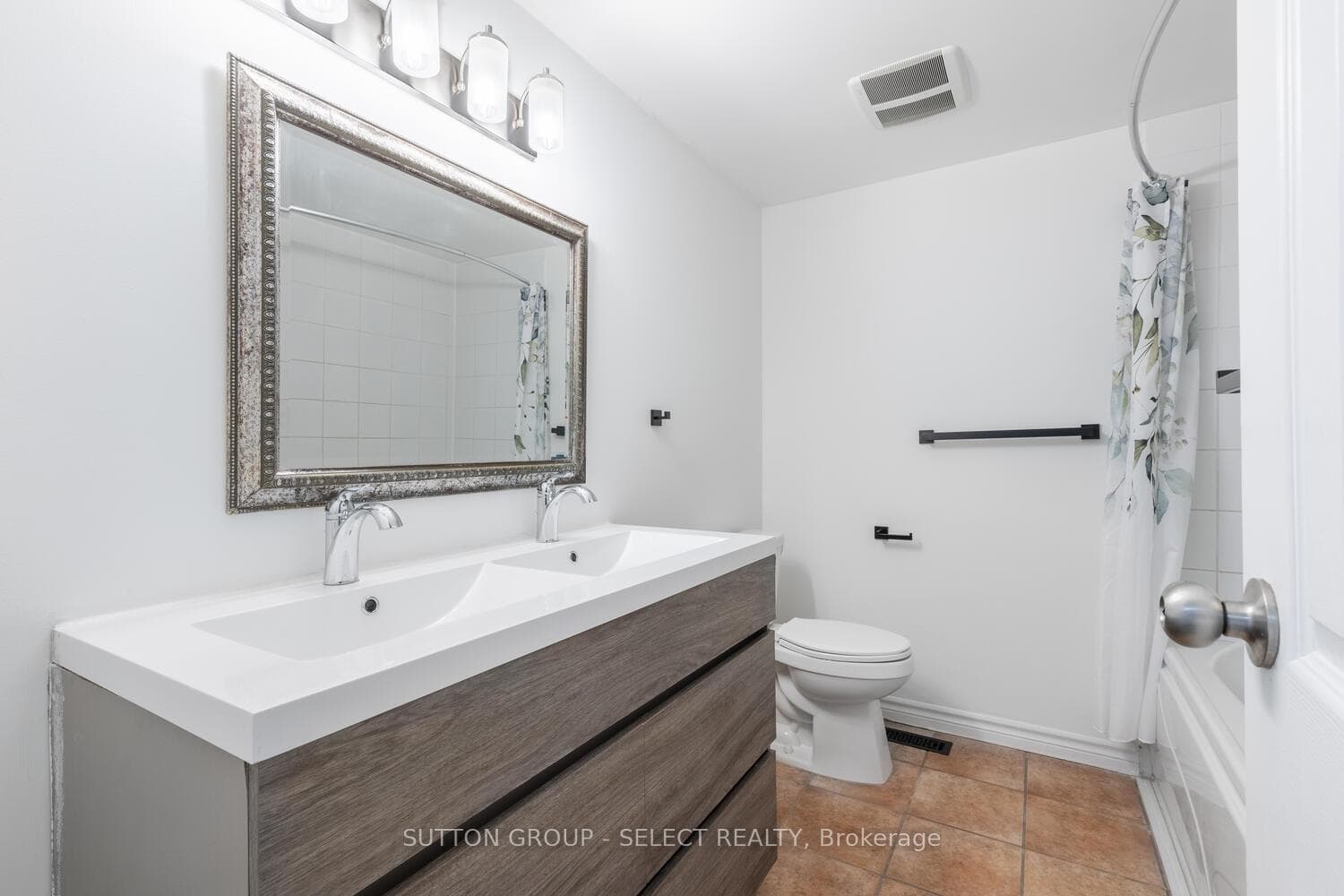 110 Deveron Crescent Unit 36 photo 22