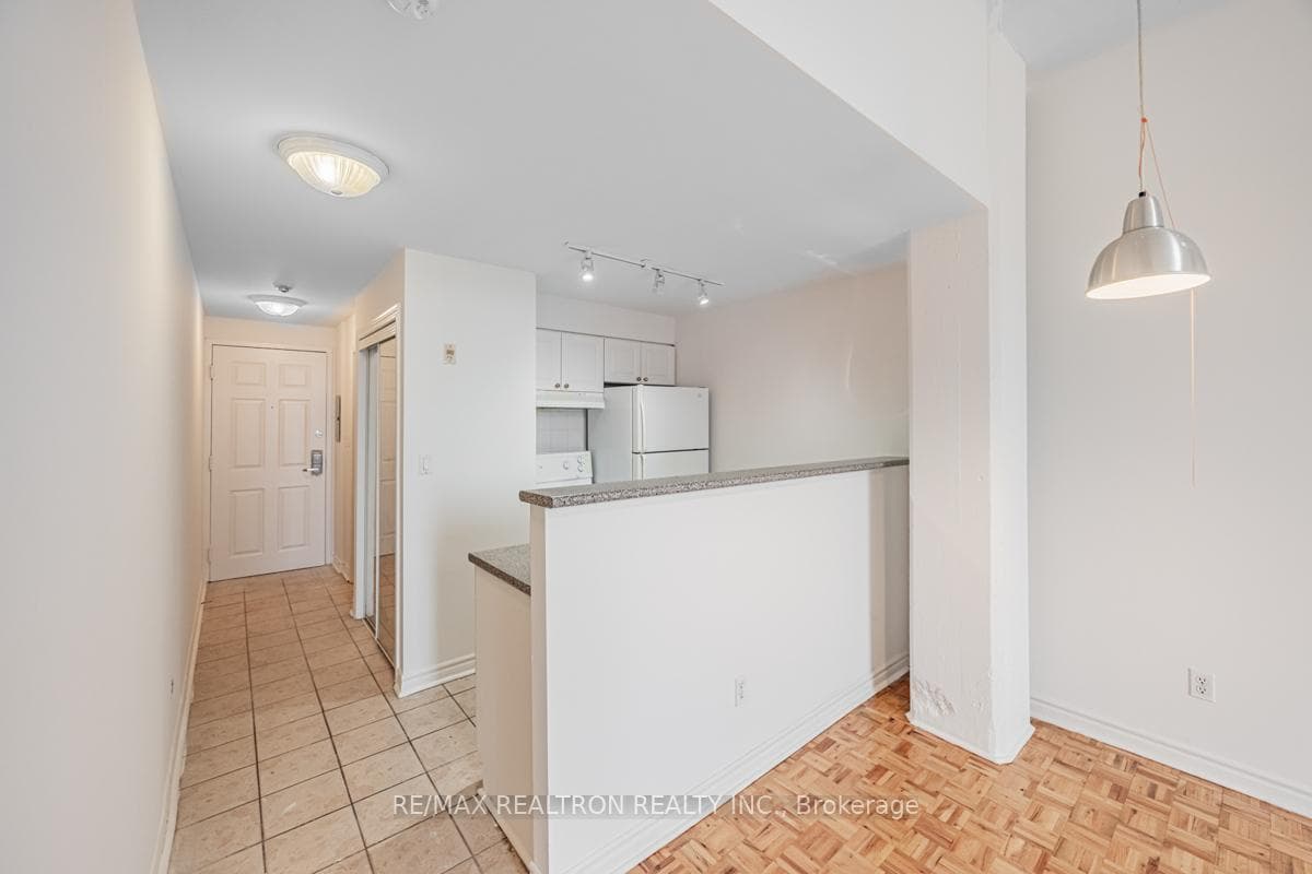 1401 Dupont Street Unit 227 photo 5