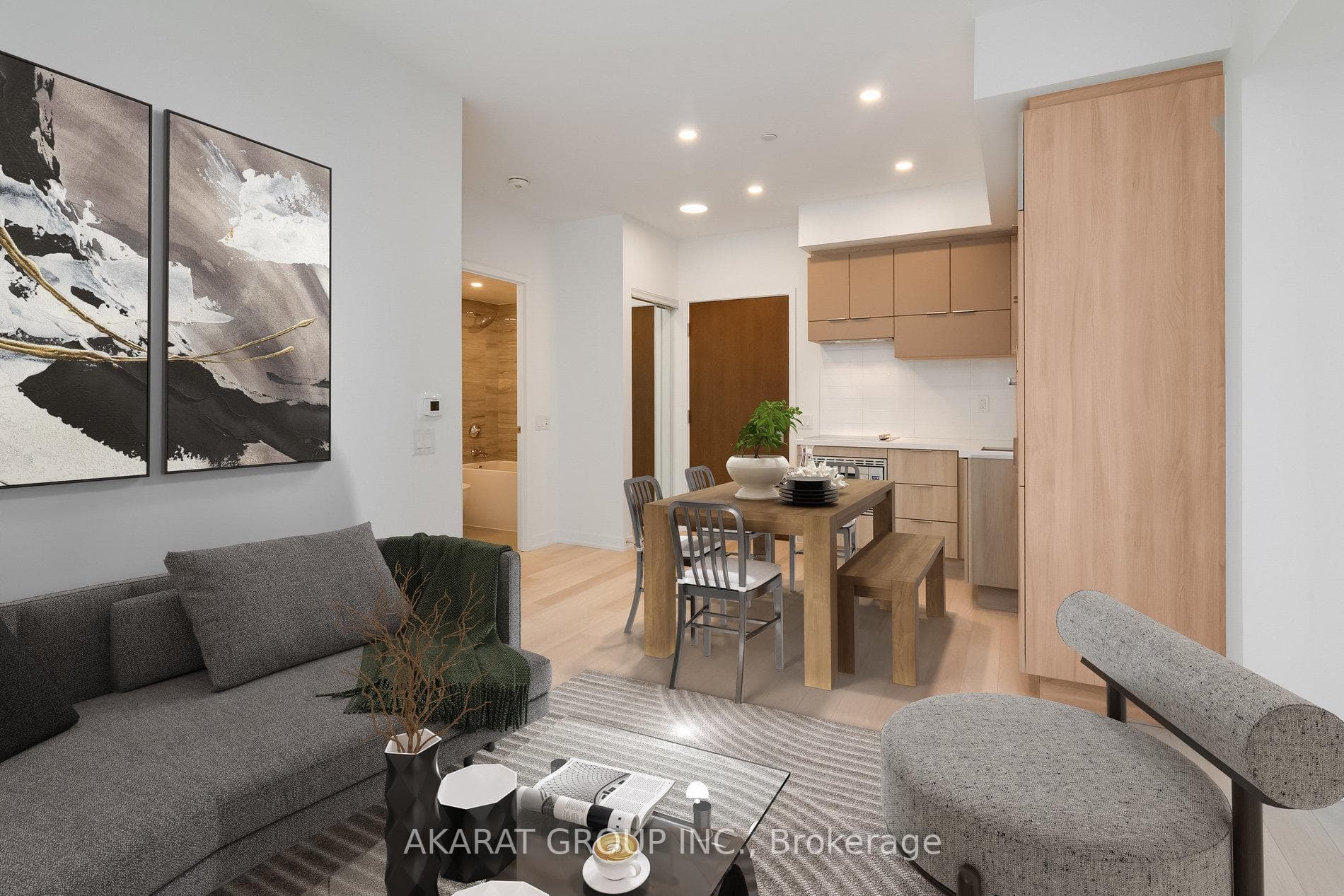 39 Roehampton Avenue Unit 2407 photo 3