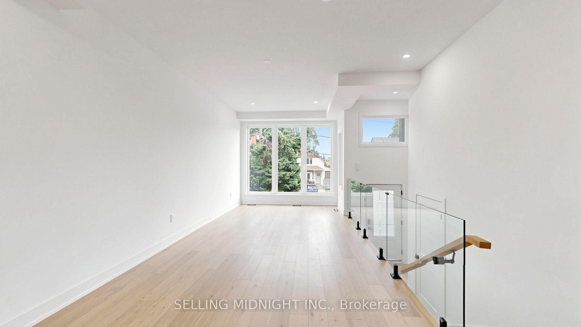 42 Guthrie Avenue photo 3