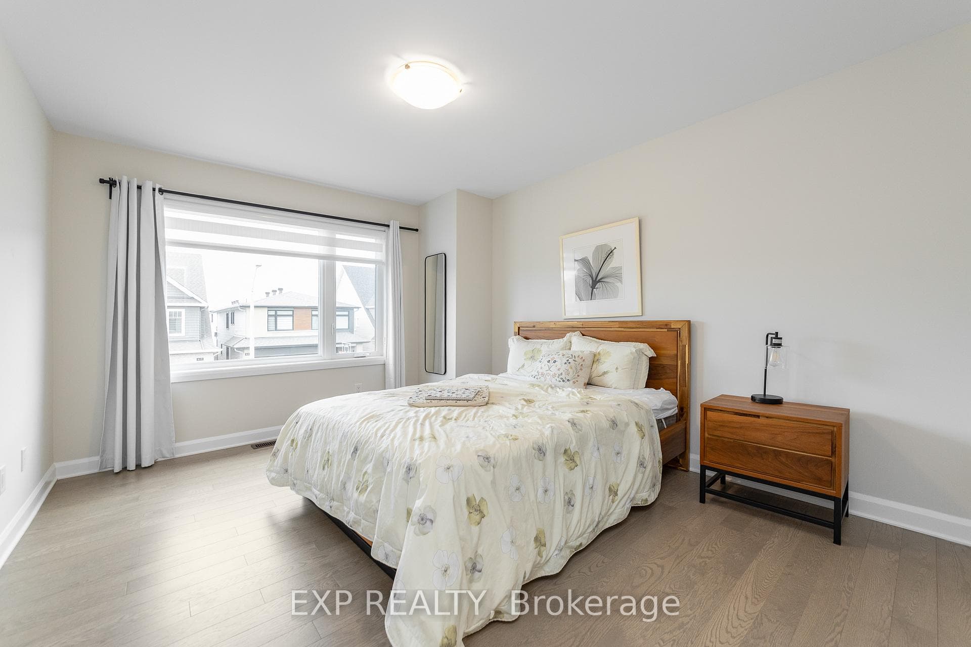 616 Moonflower Crescent photo 36