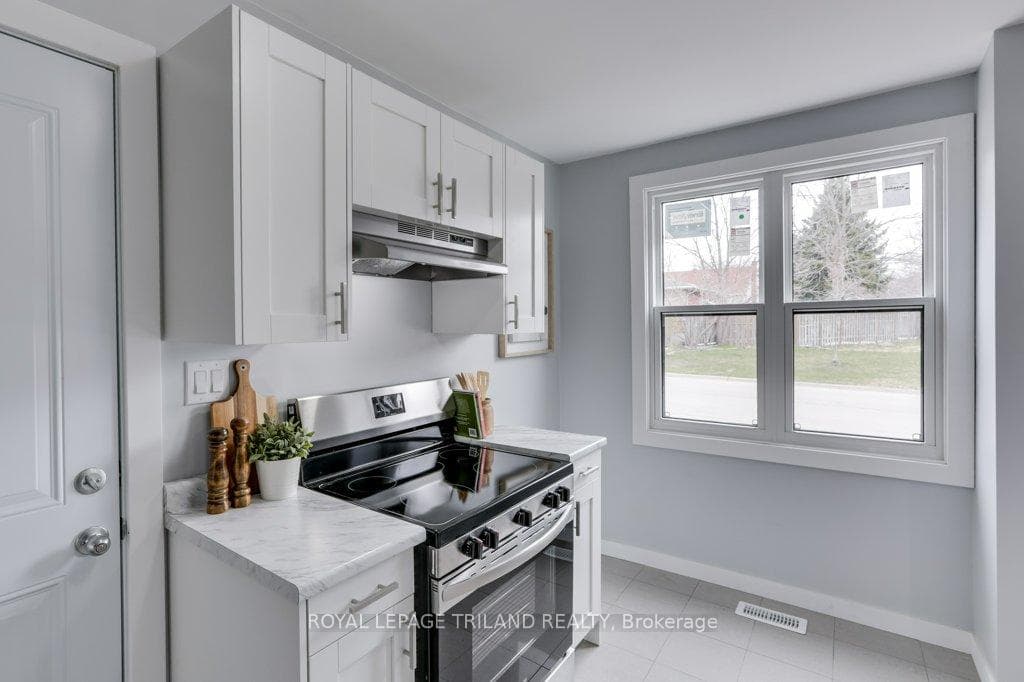 57 Price Street photo 9