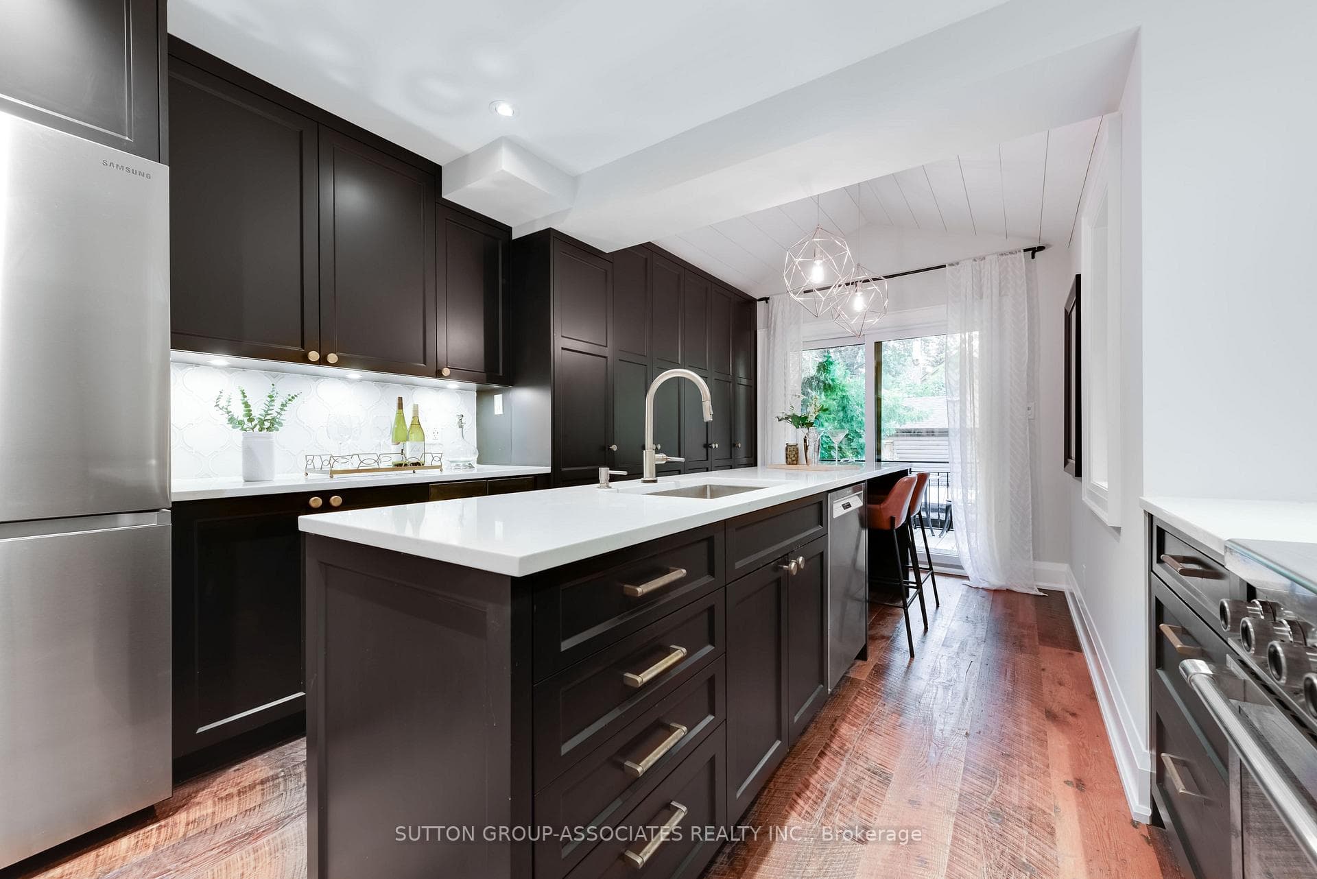 281 Arlington Avenue photo 14