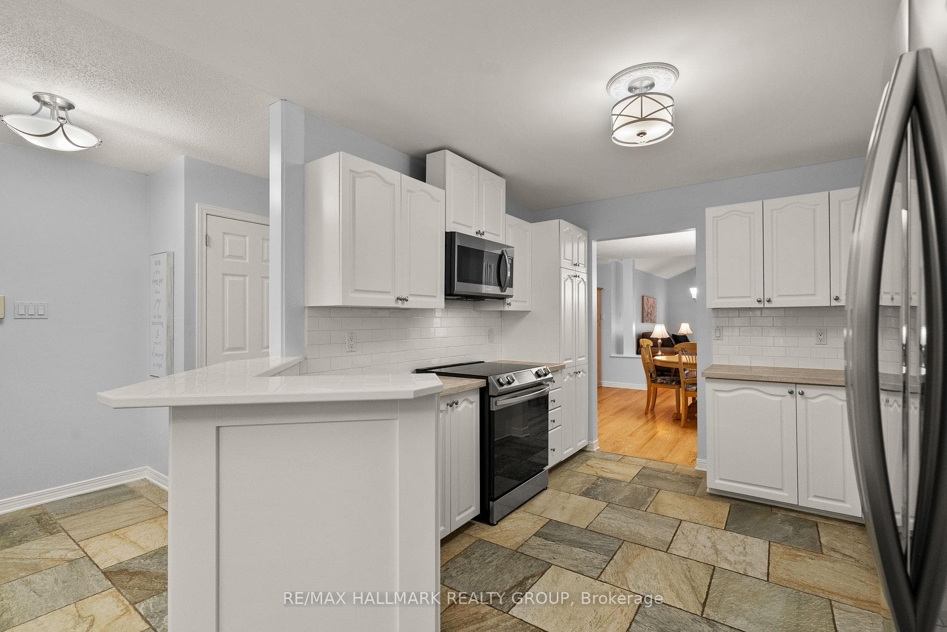 38 North Harrow Drive photo 6