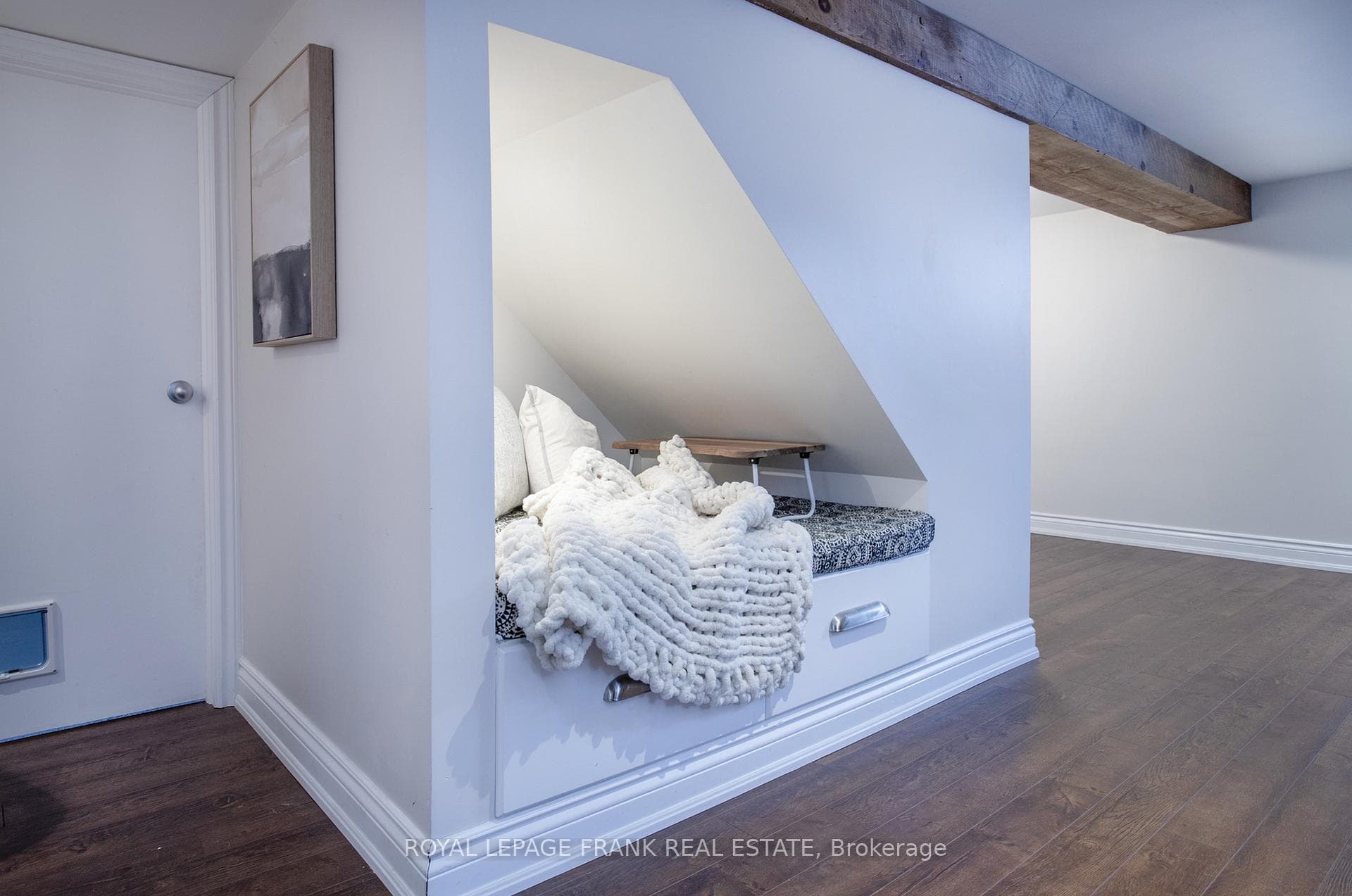 1107 Green Street photo 35