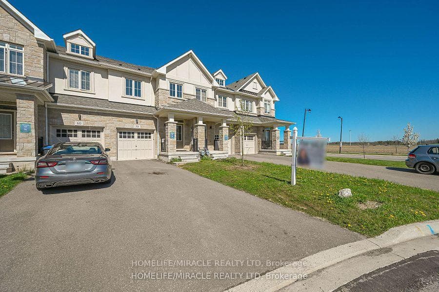 58 Doris Pawley Crescent photo 2