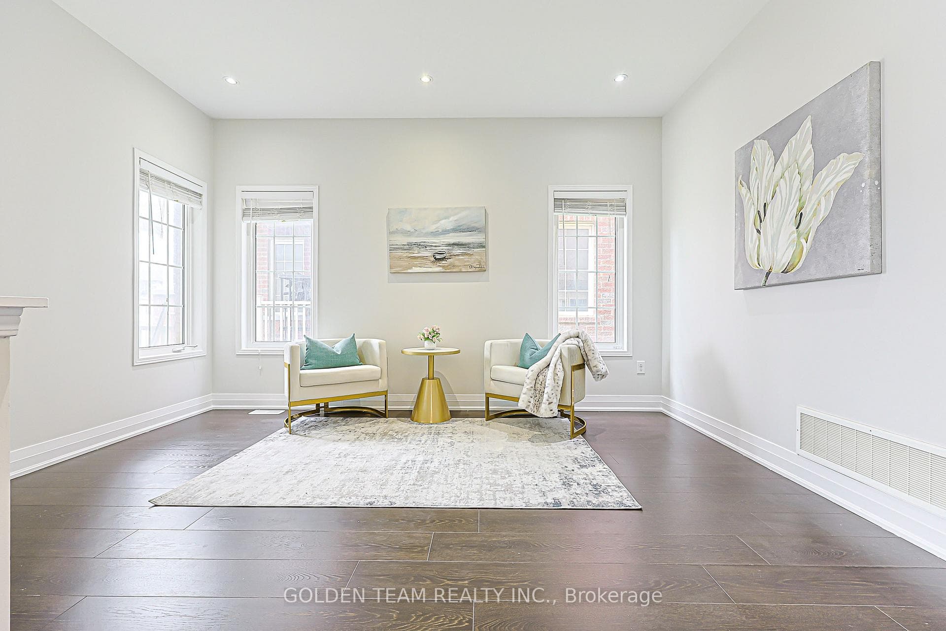 1855 Grandview Street photo 5