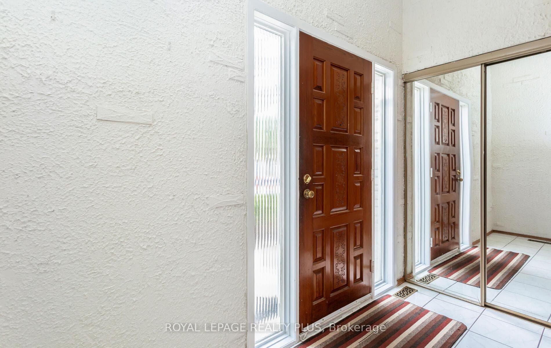 3672 Ellengale Drive photo 4