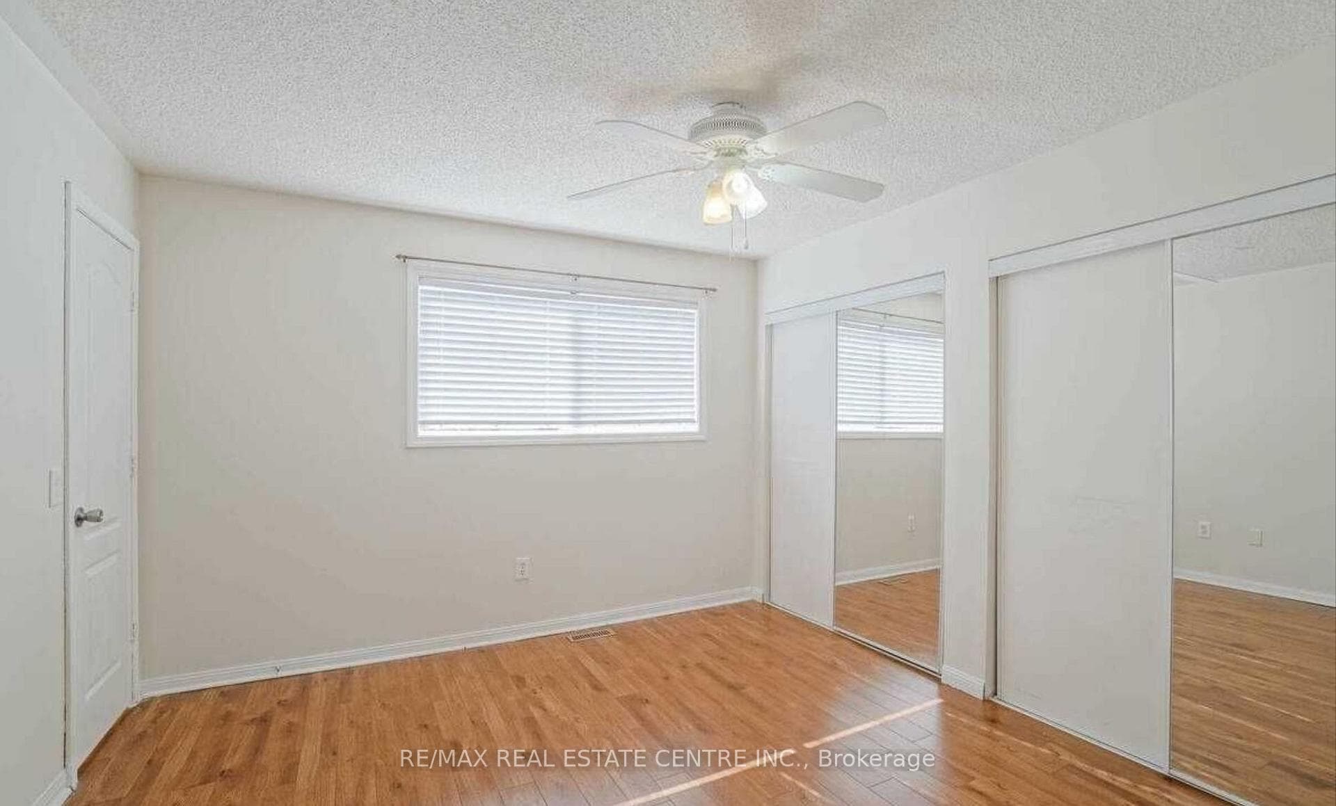 454 Collis Court photo 15