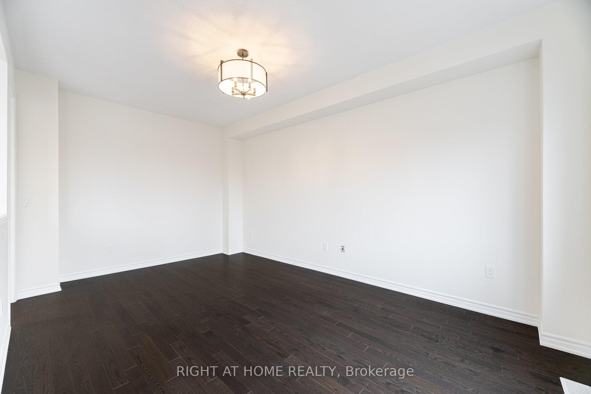 125 Cliff Thompson Court photo 19