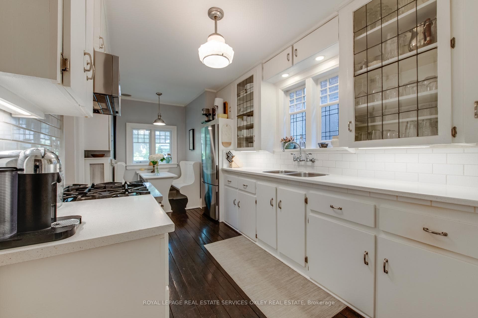 161 Welland Avenue photo 13