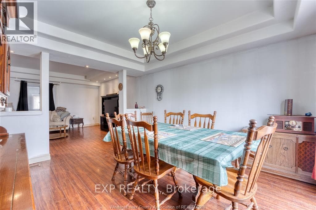 46 Chestnut Street photo 26