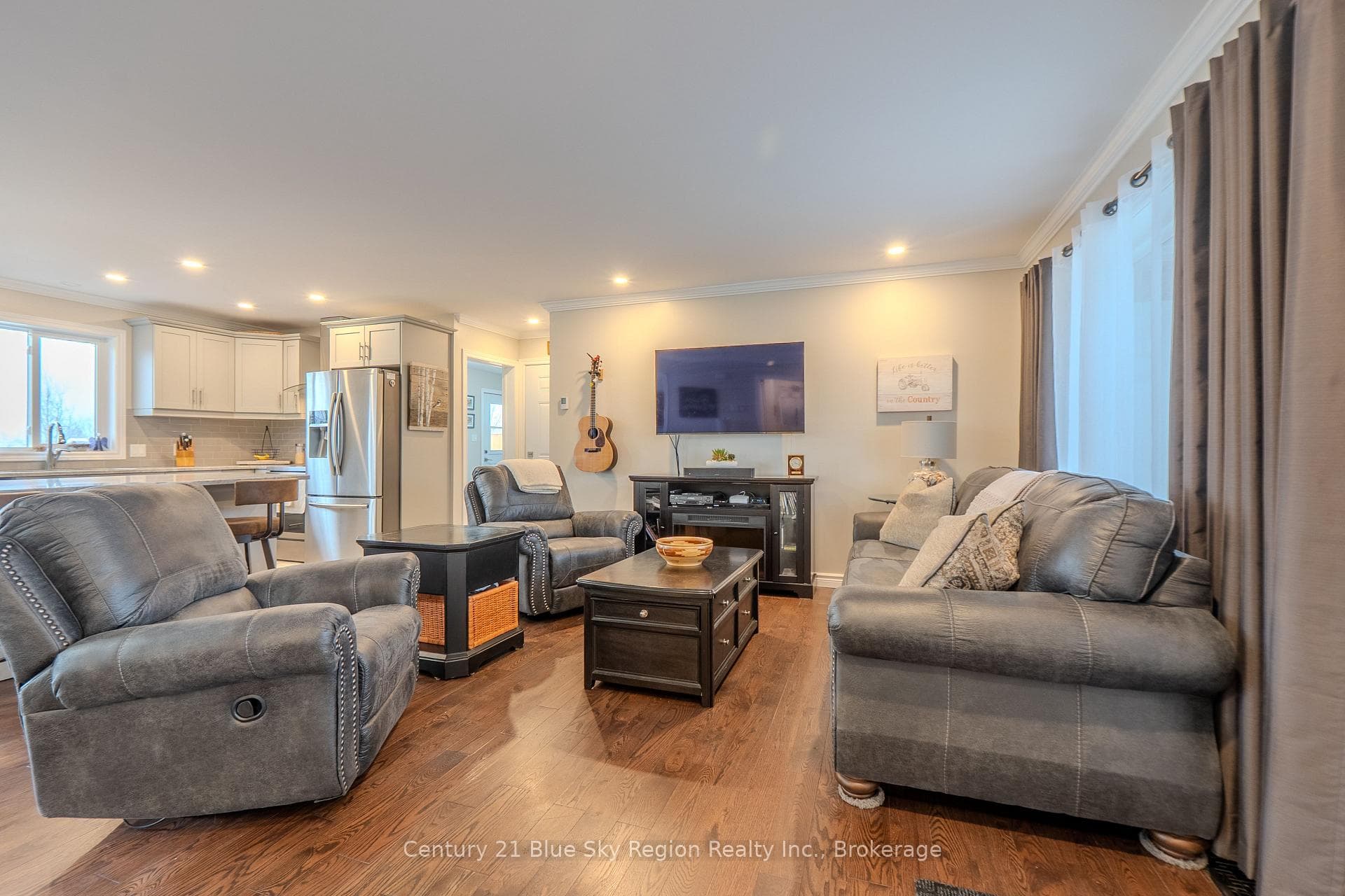 192 Dovercourt Road photo 16