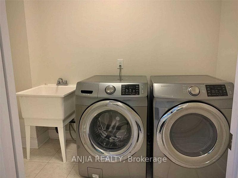 605 Marc Santi Boulevard photo 14