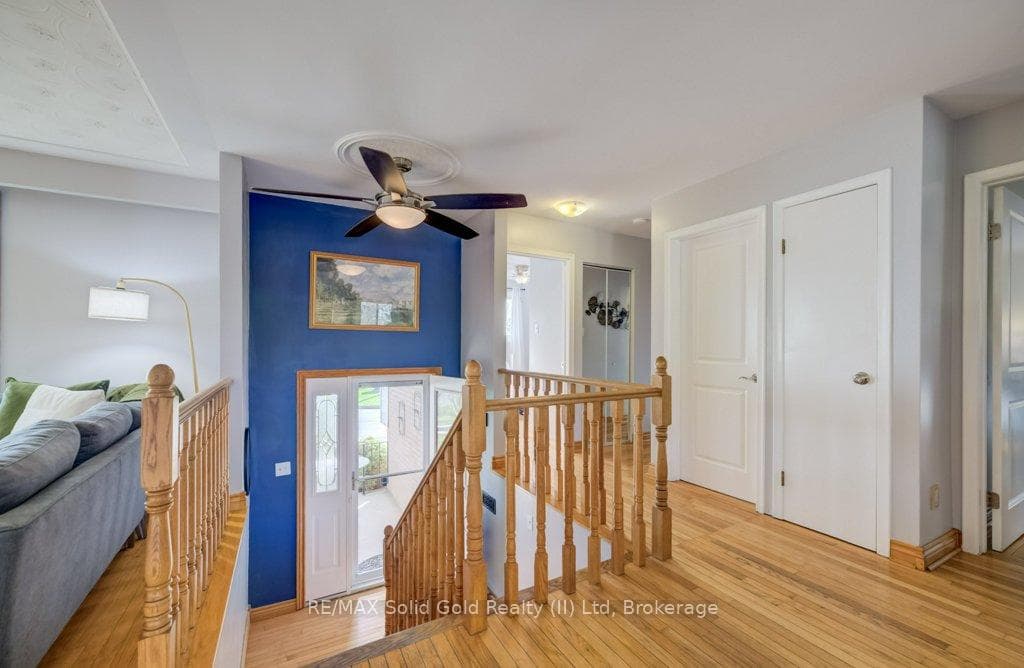 330 Daleview Place photo 7