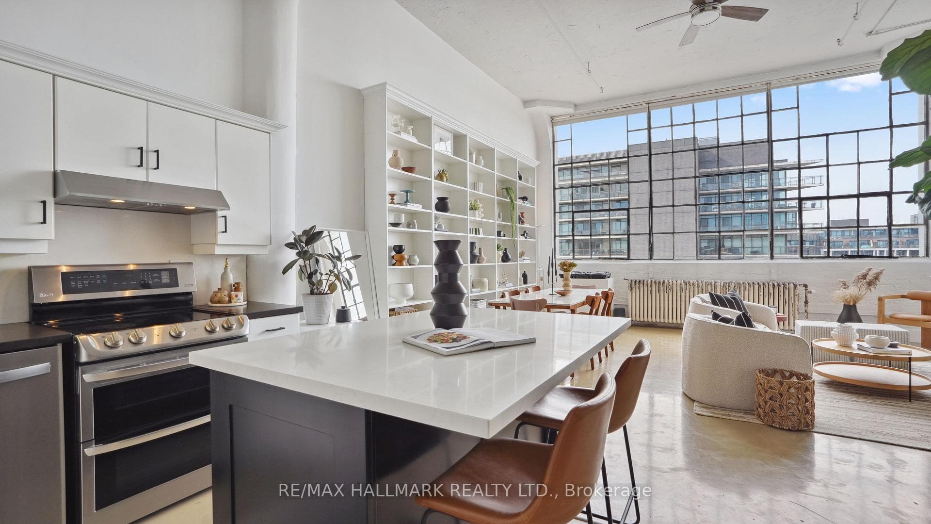 245 Carlaw Avenue Unit 505A photo 22
