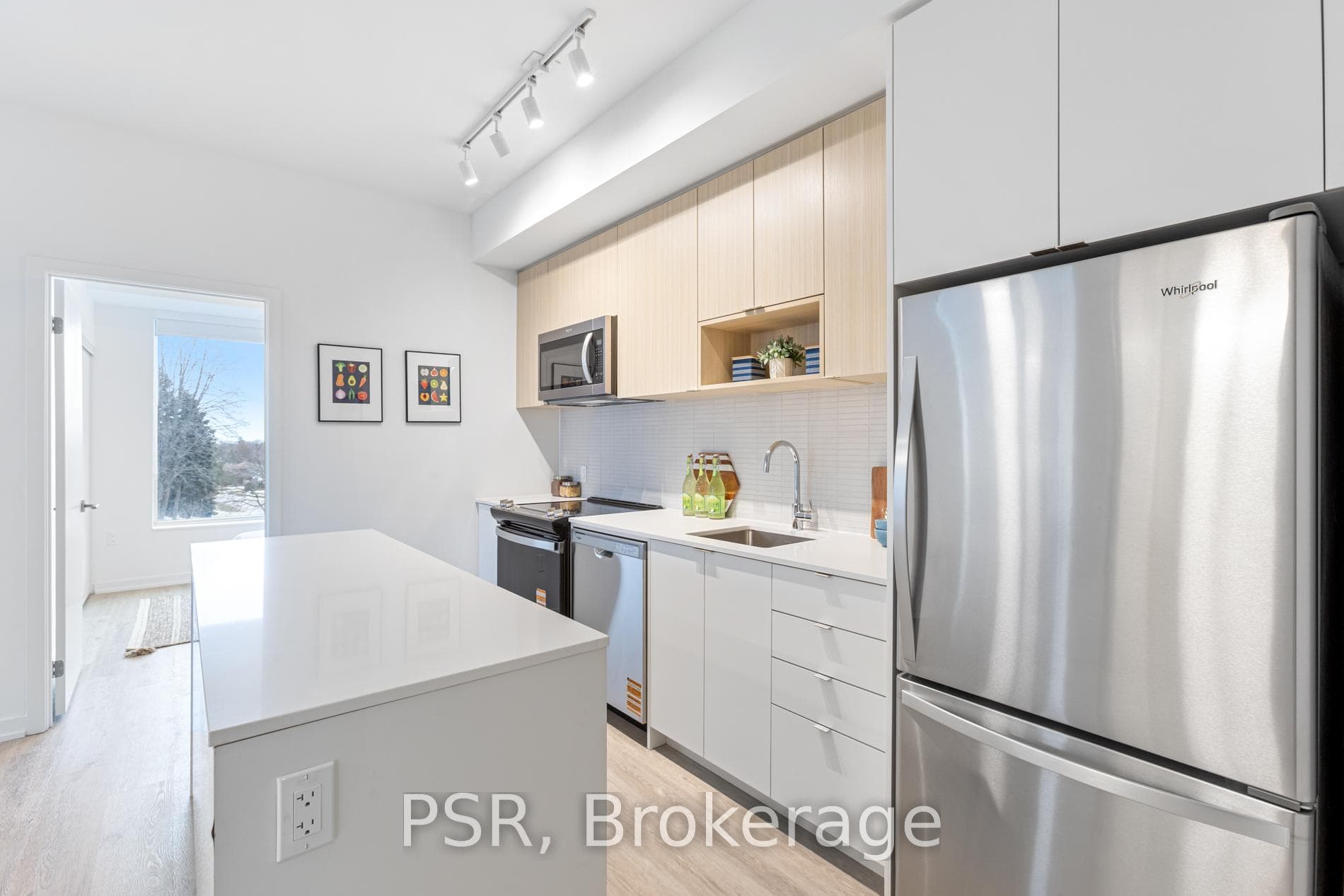 4365 Bloor Street Unit 525 photo 6