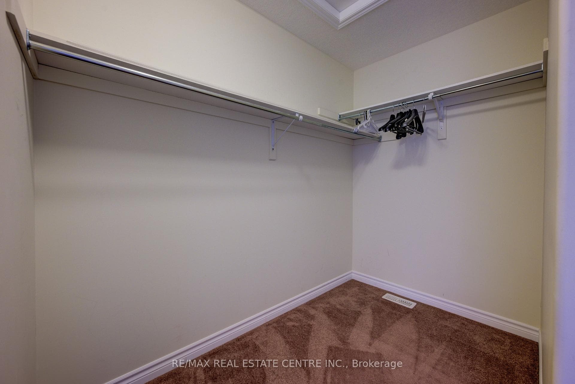 5 Hammacher Street photo 35