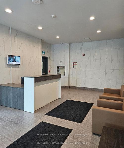 652 Princess Street Unit 420 photo 4