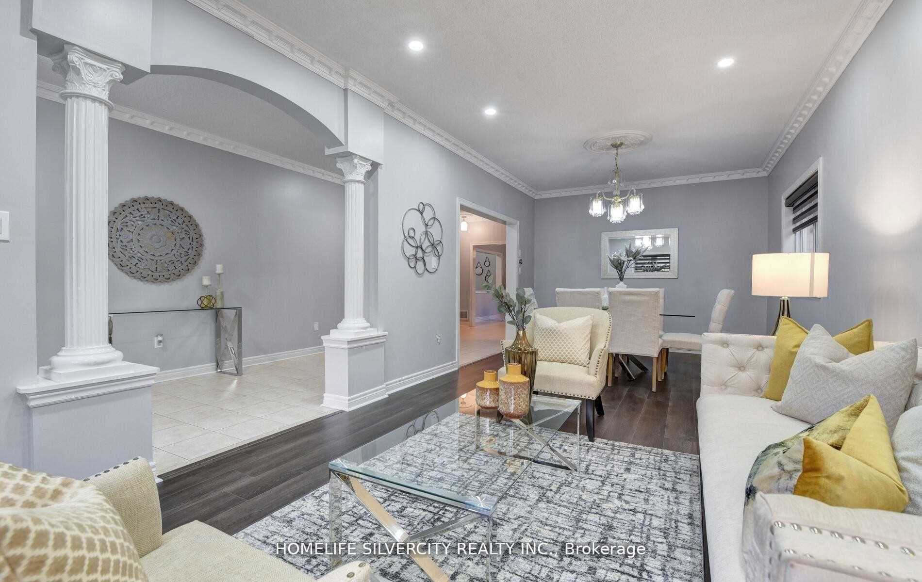 11 Canarygrass Drive photo 2