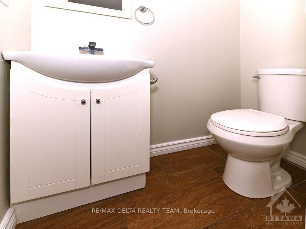 357 BRONSON Avenue photo 7