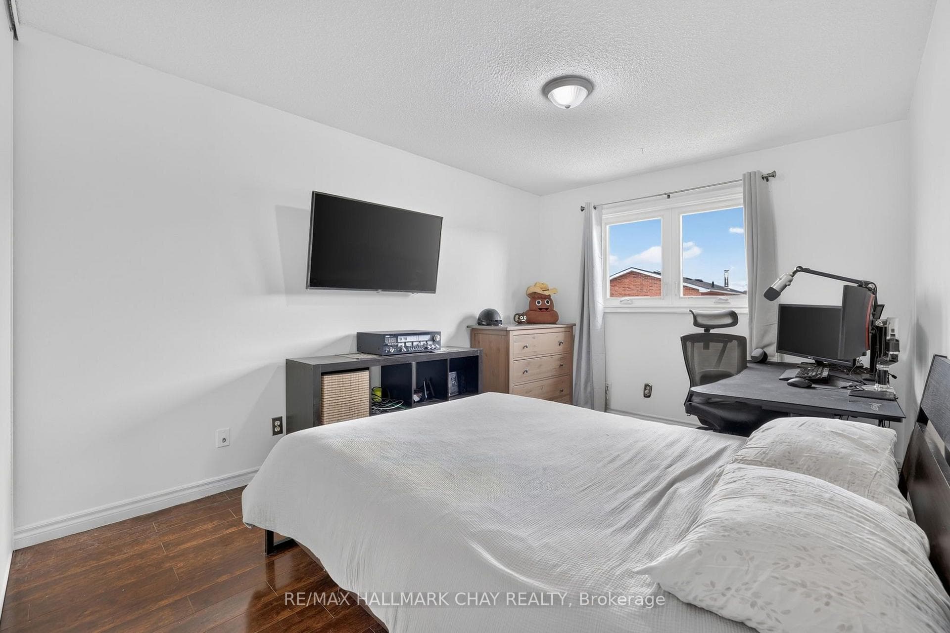 76 Donna Drive photo 21