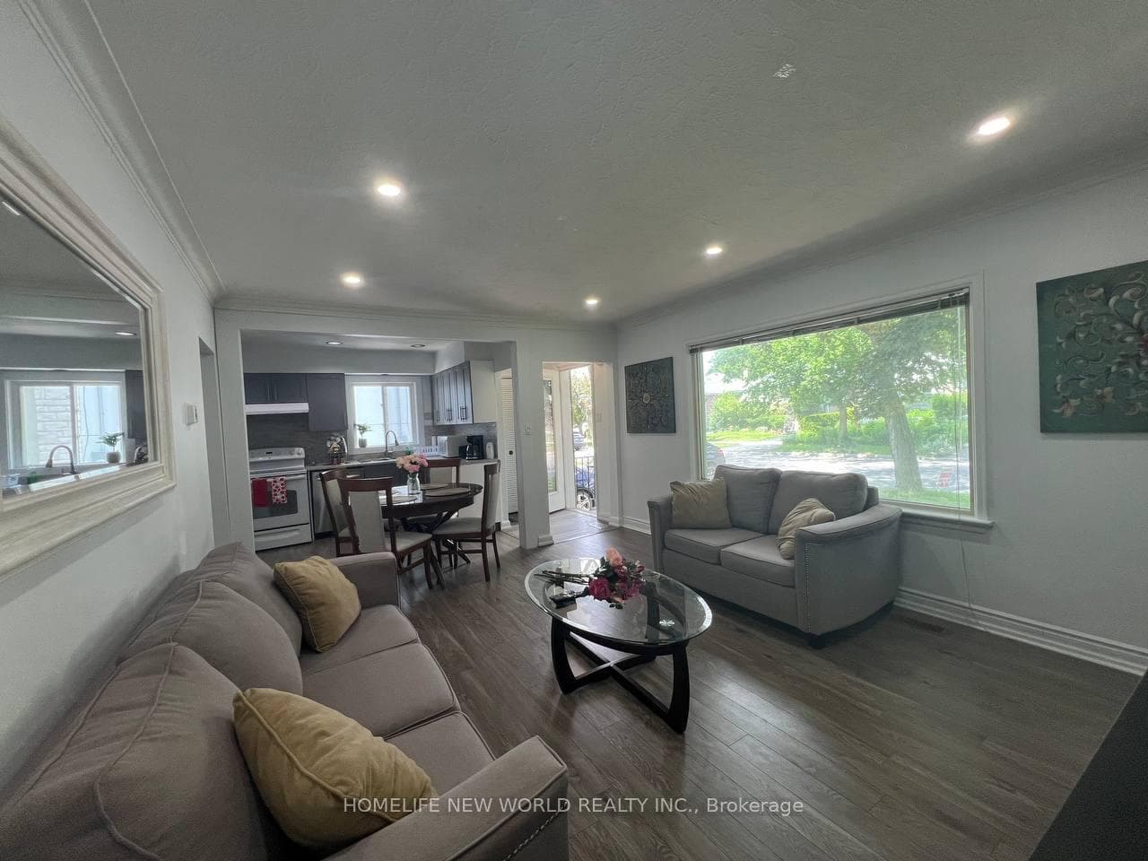 39 Otonabee Avenue photo 5