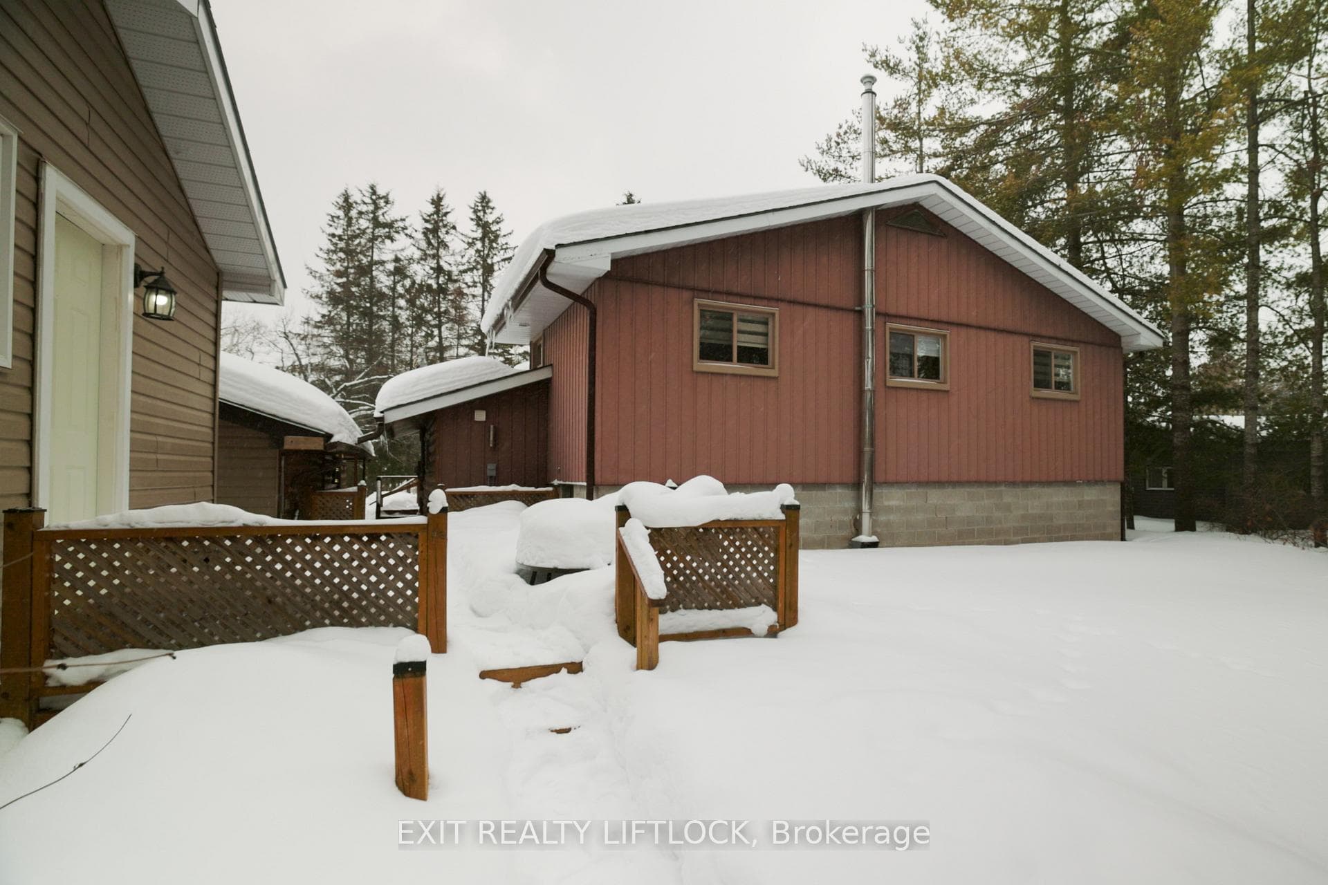 231 Front Street photo 39