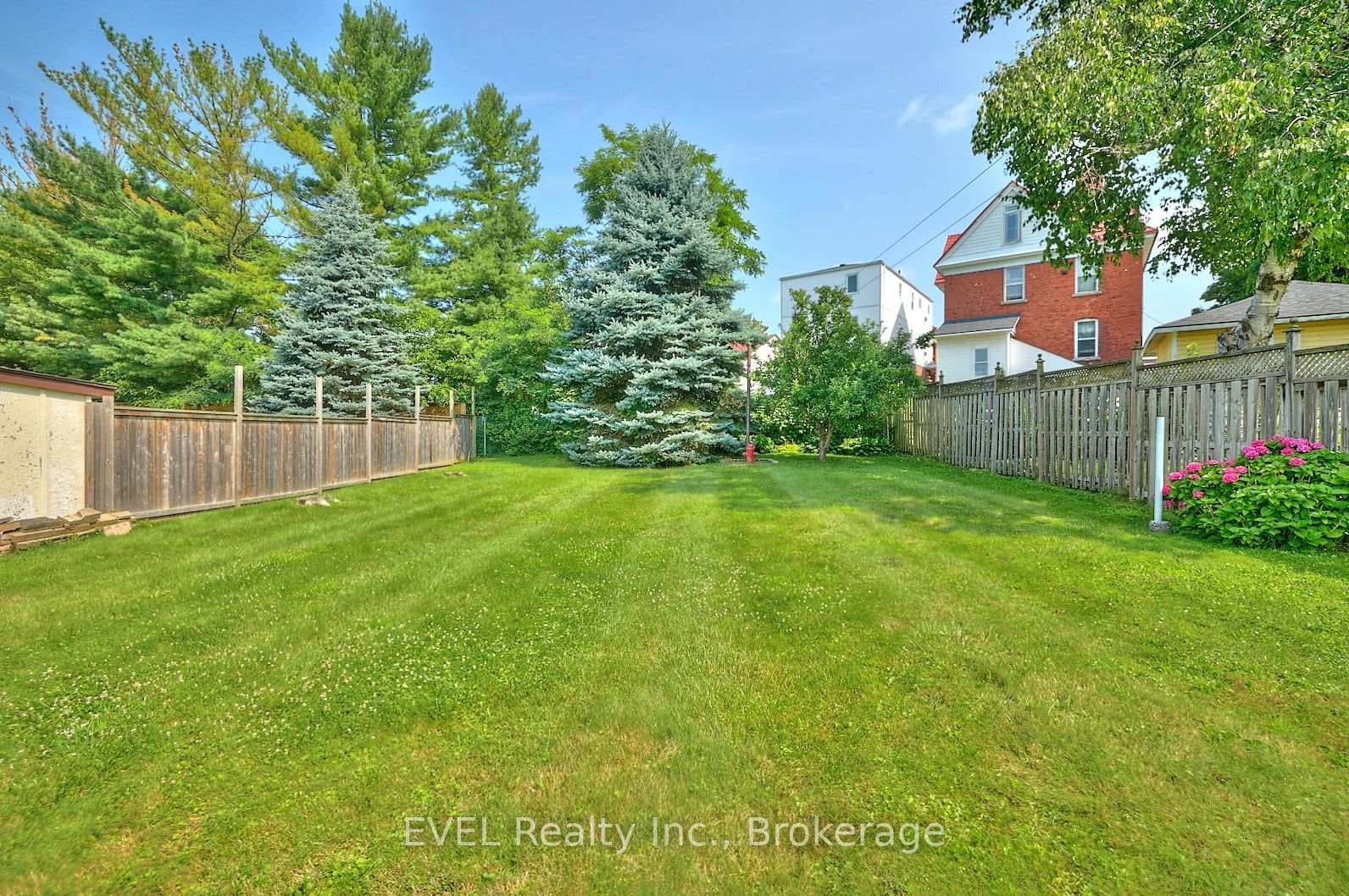 5835 Symmes Street photo 26