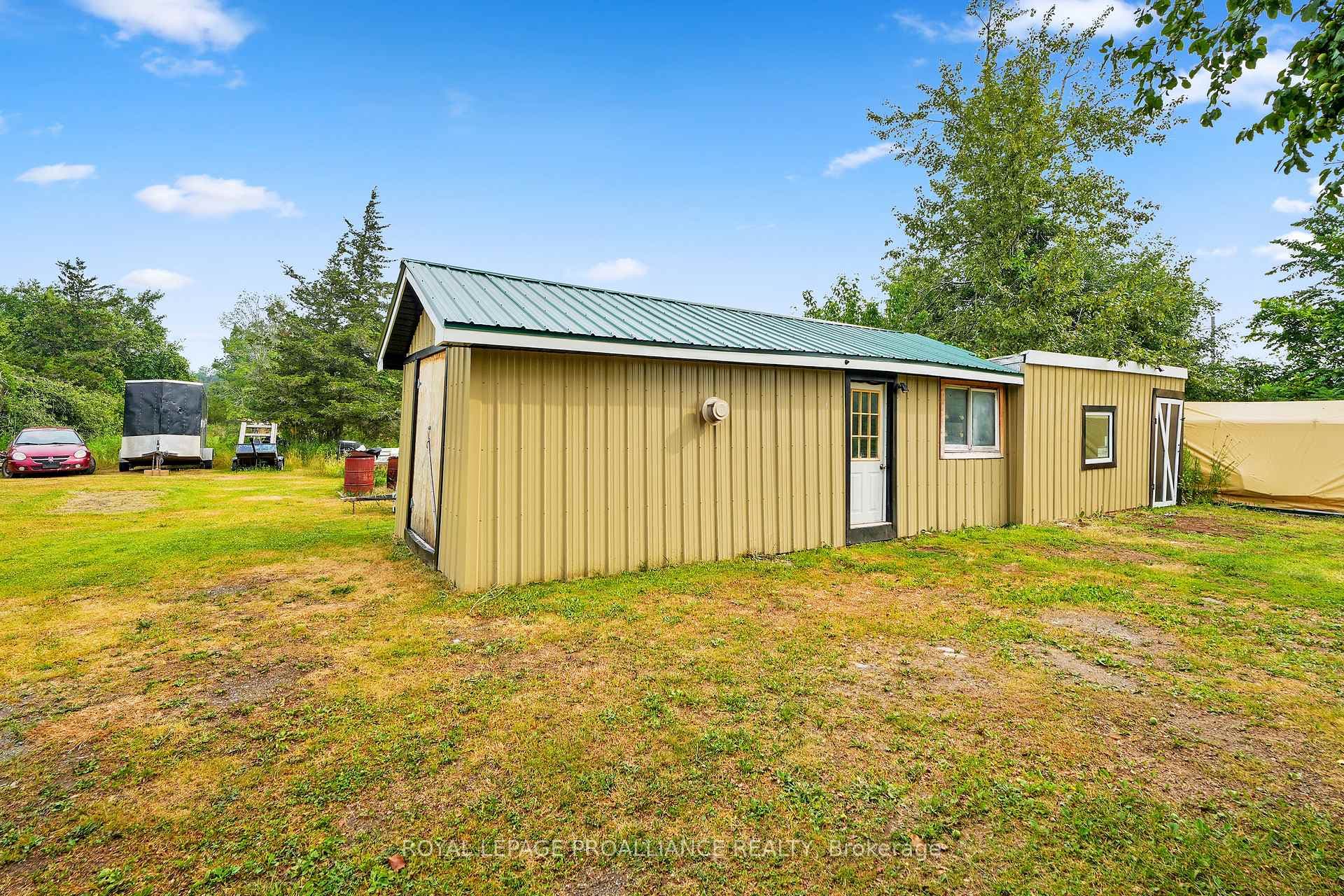 16 Mack Trail photo 38