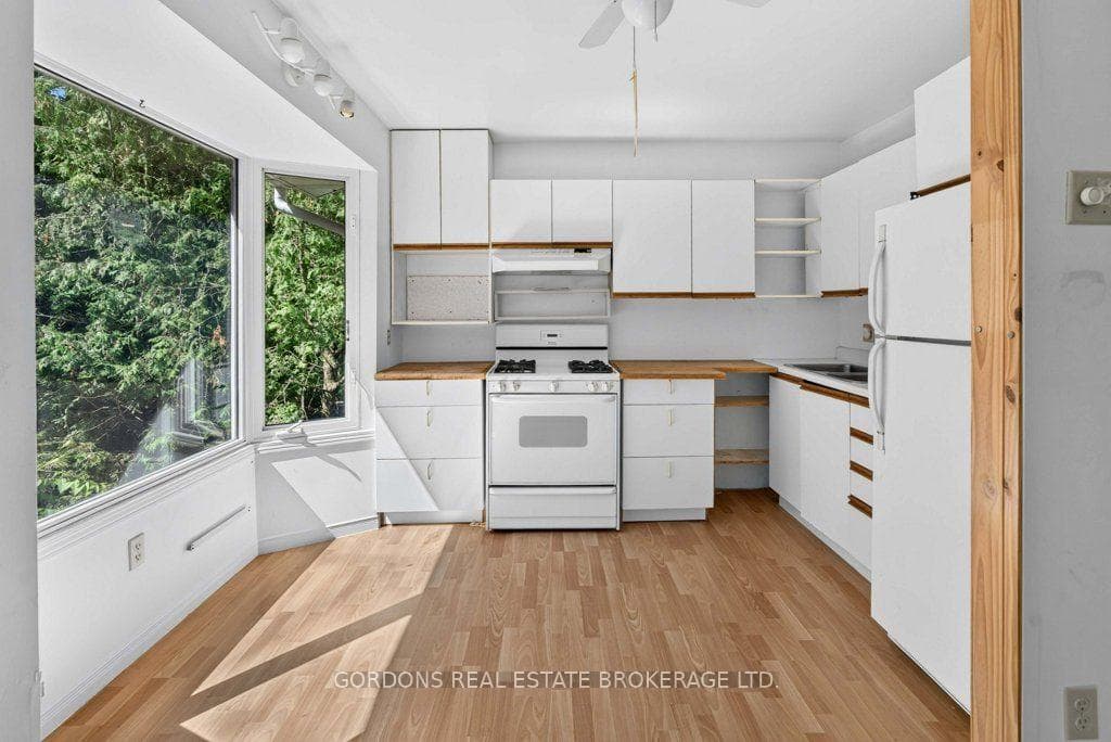 30 Limeridge Drive photo 16