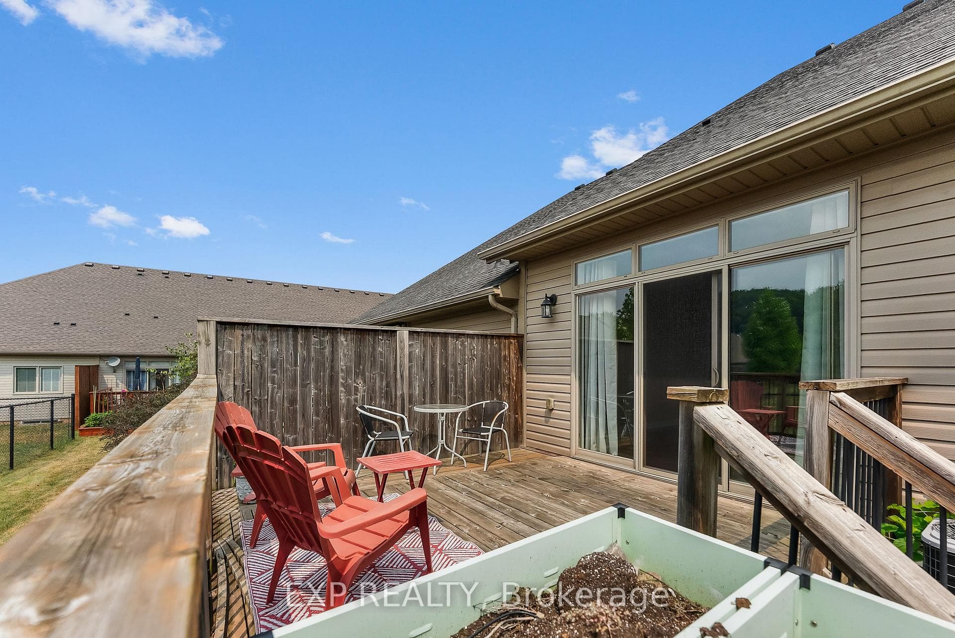 5490 Prince Edward Avenue Unit 4 photo 36