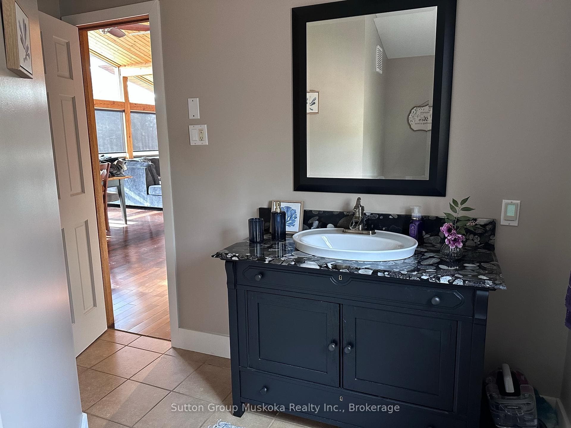 powder room