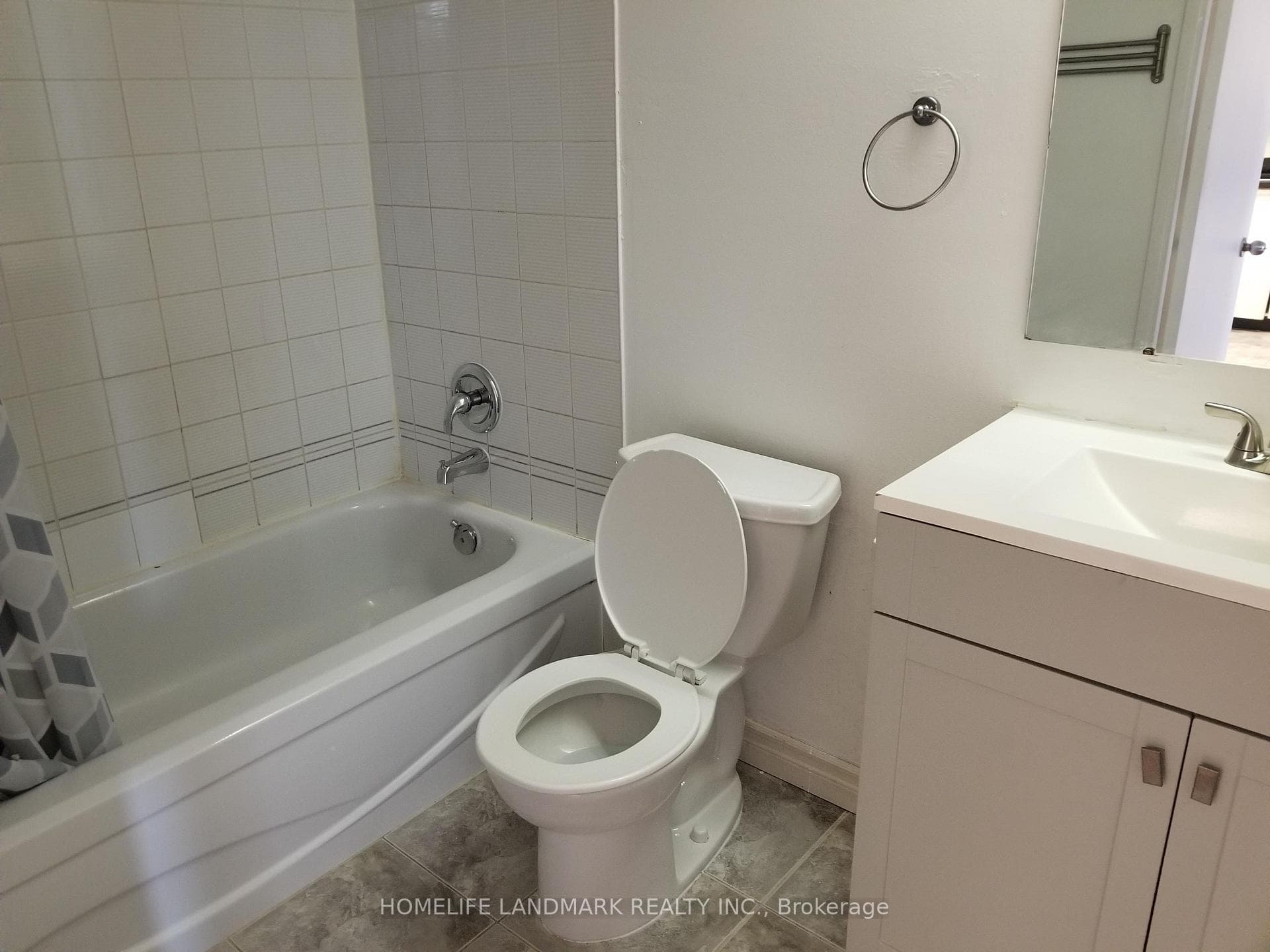 2460 Eglinton Avenue Unit 901 photo 23