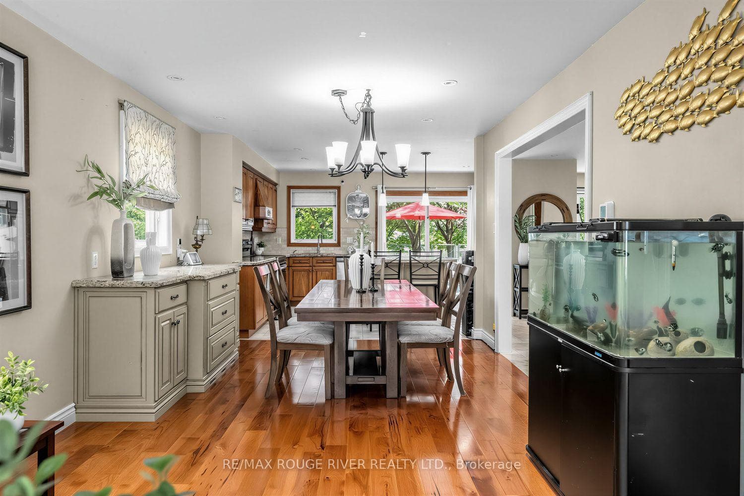 36 Nimrod Crescent photo 10