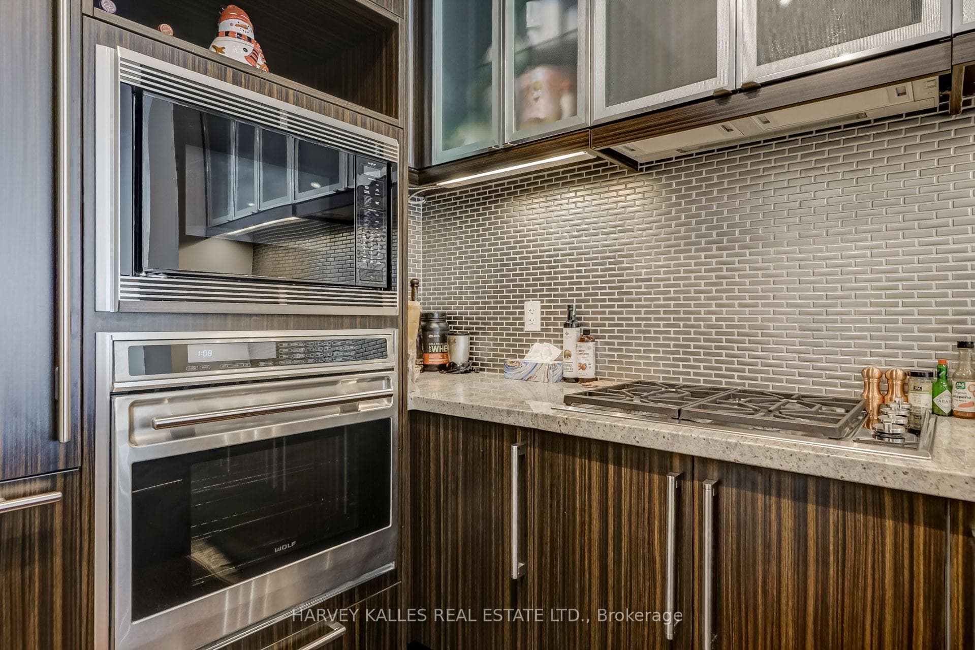 80 Yorkville Avenue Unit 501 photo 22