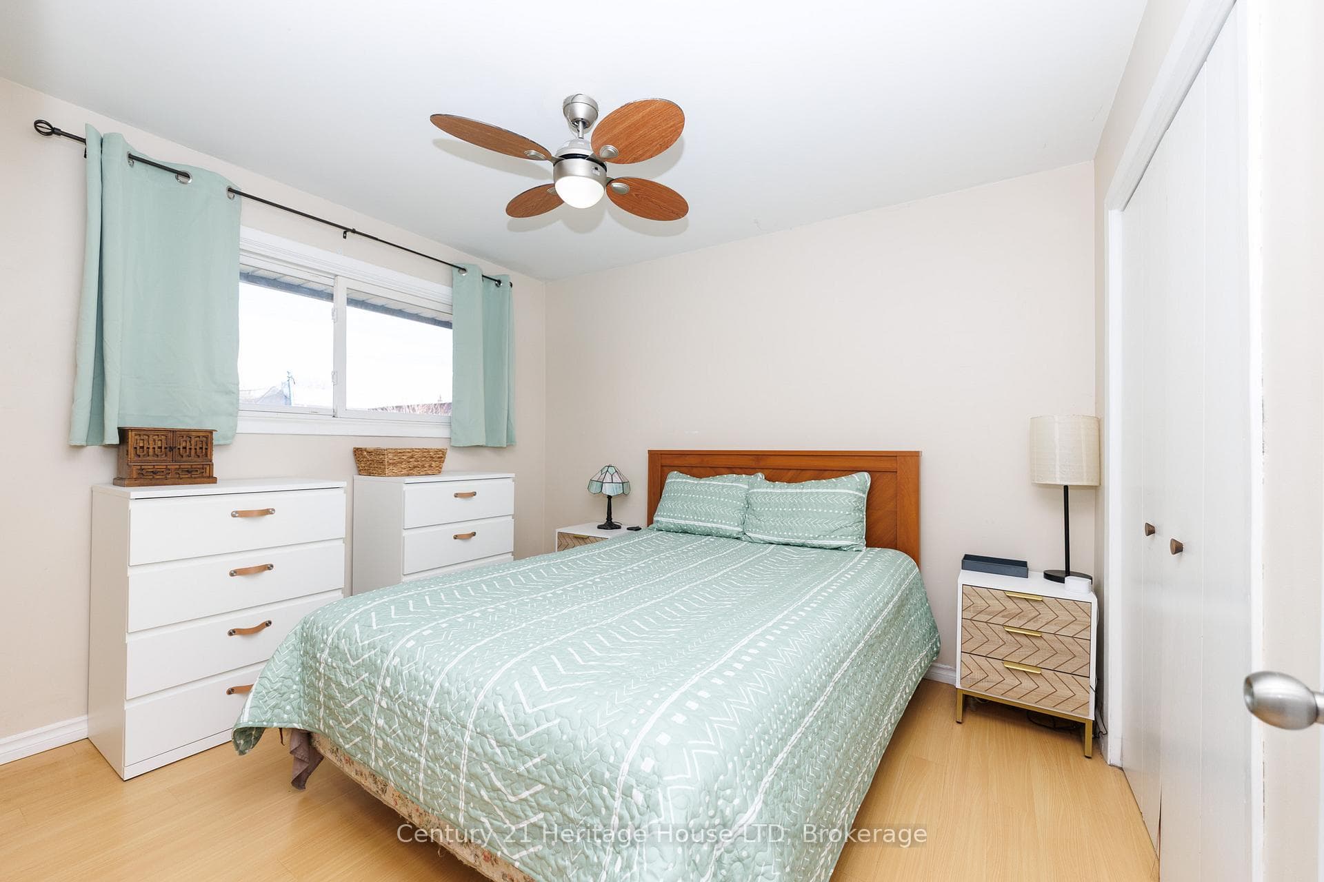 6937 Dolphin Street photo 26