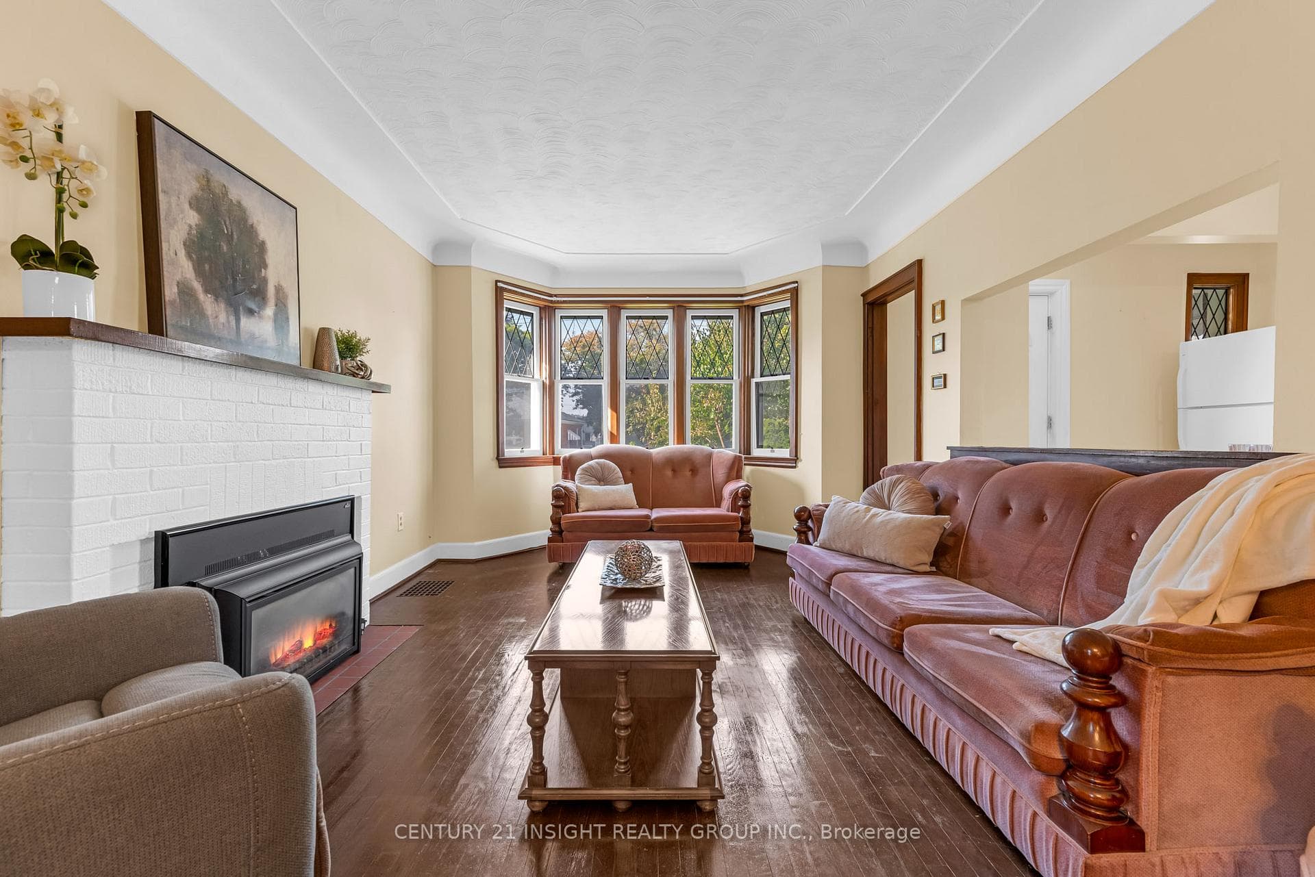 155 Walter Avenue photo 10