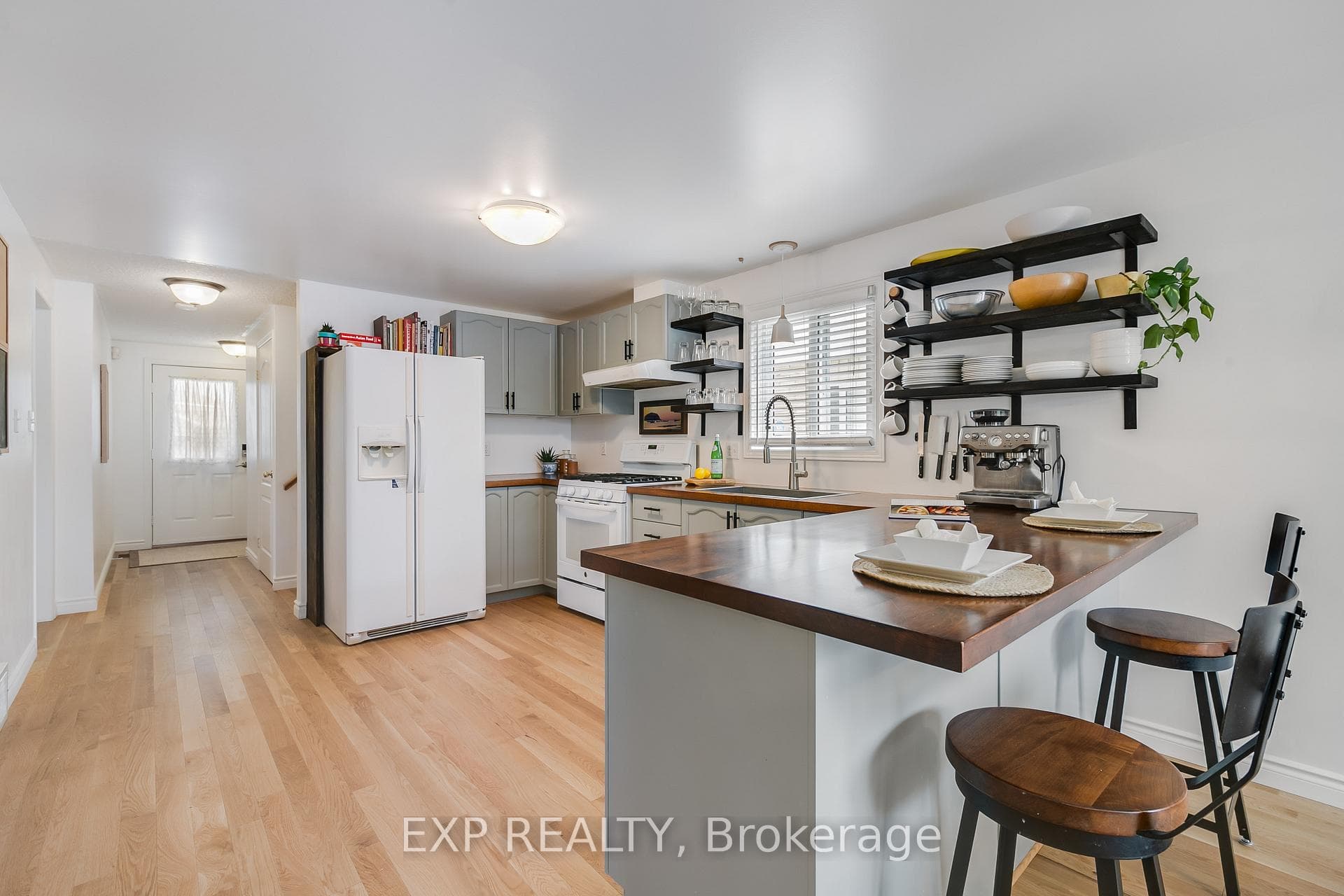 64 Killarney Crescent photo 18